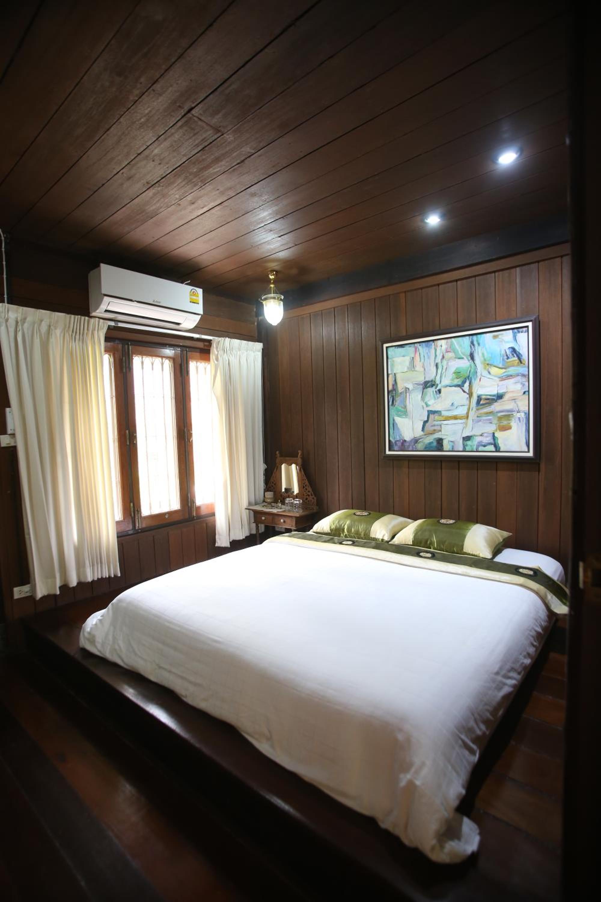 Villa Darakorn Hill Country House