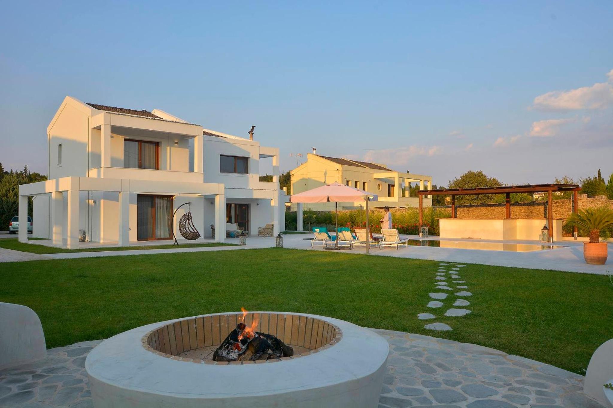 Hotel Sunlight Eros Villa - Image 1