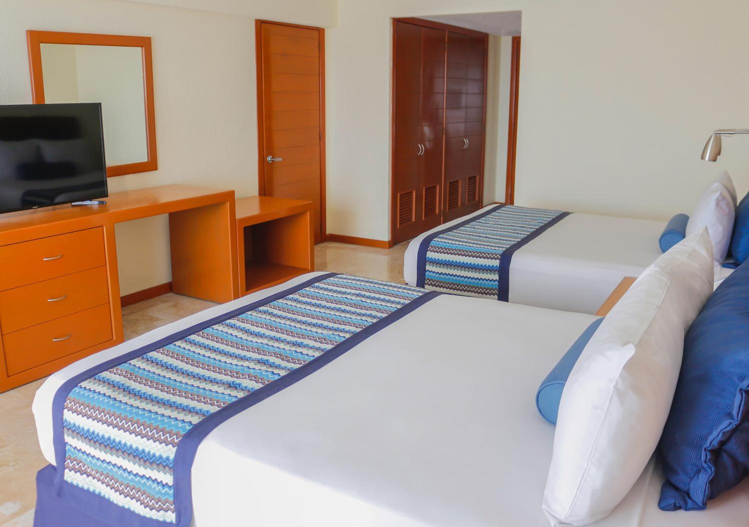 Puerto Vallarta Vacations - Plaza Pelicanos Grand Beach Resort All Inclusive - Property Image 97