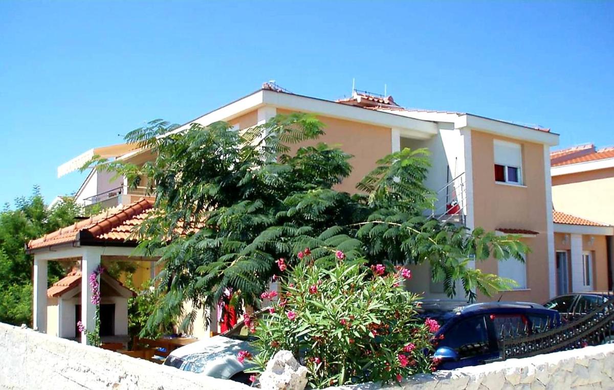 Hotel Apartments MARKO-Sevid-20m from sea - Image 1