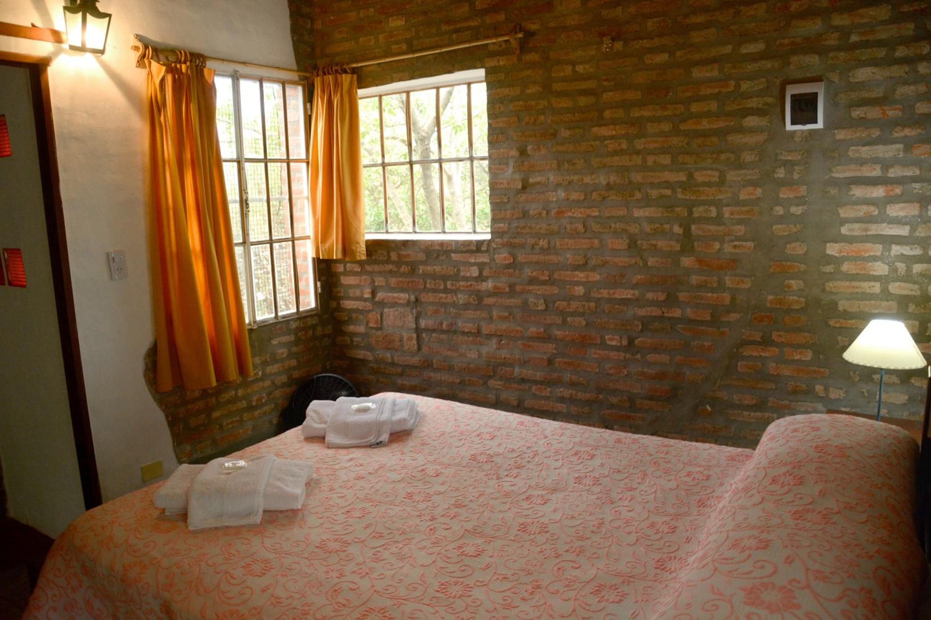 LA TOMA Complejo de Montaña - Cabañas y Habitaciones en Hosteria