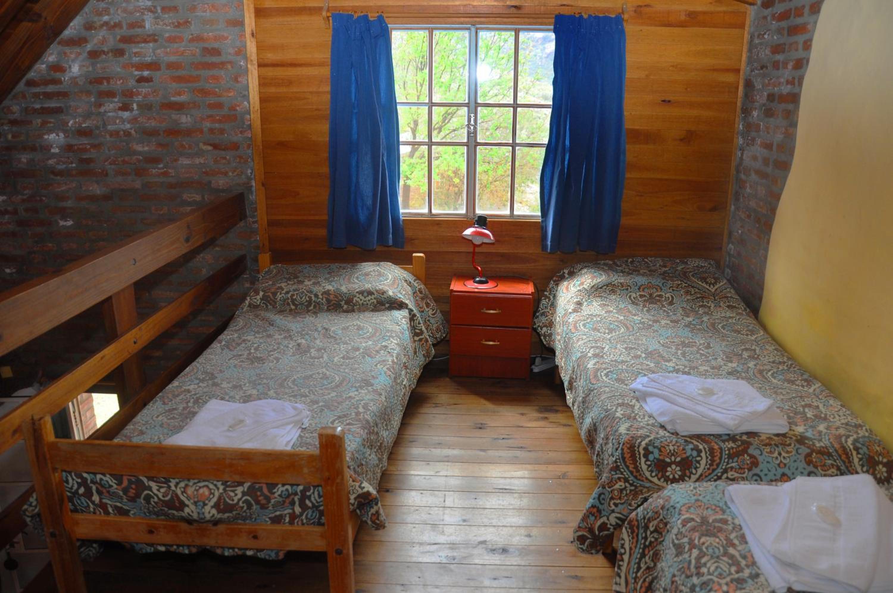 LA TOMA Complejo de Montaña - Cabañas y Habitaciones en Hosteria