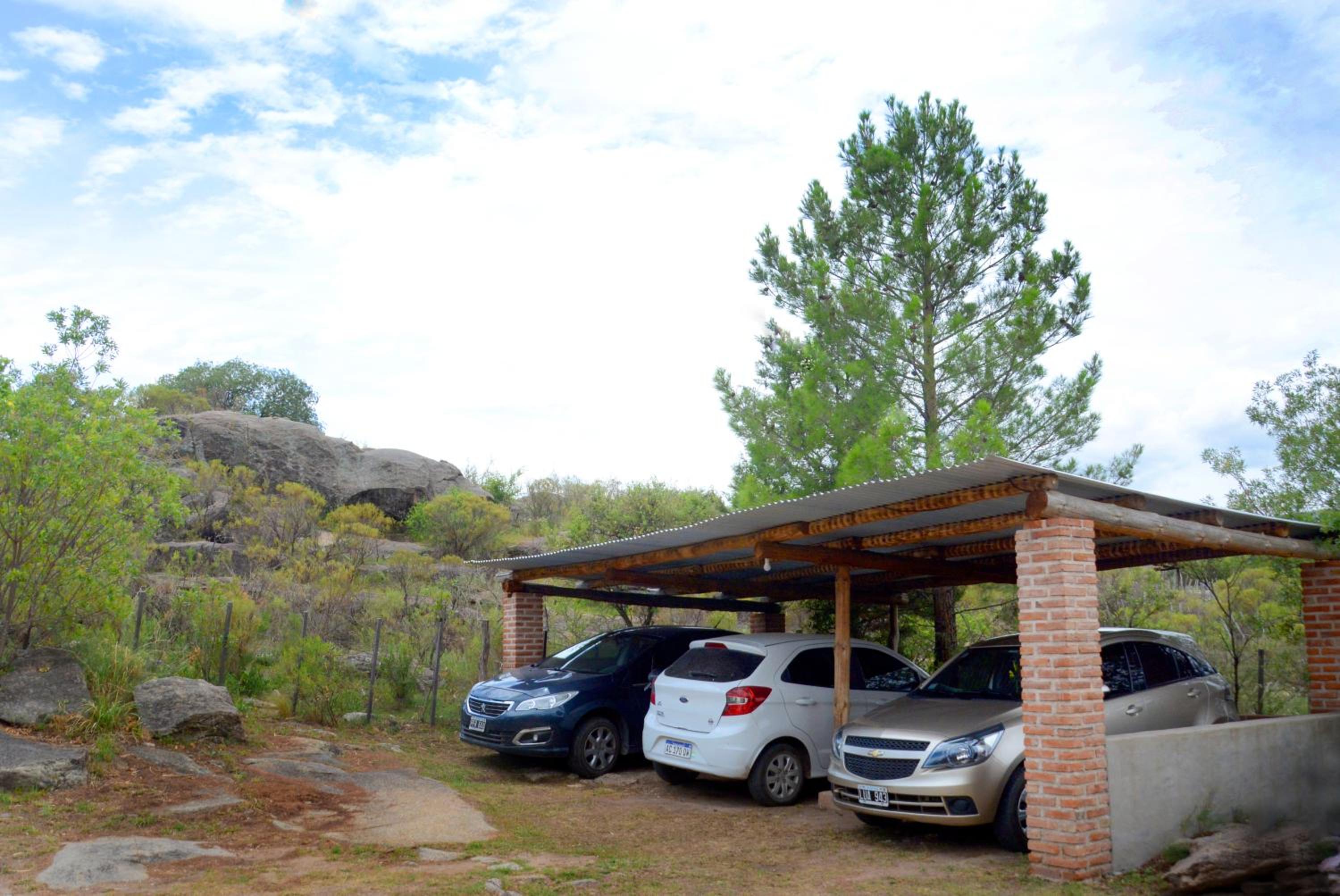 LA TOMA Complejo de Montaña - Cabañas y Habitaciones en Hosteria