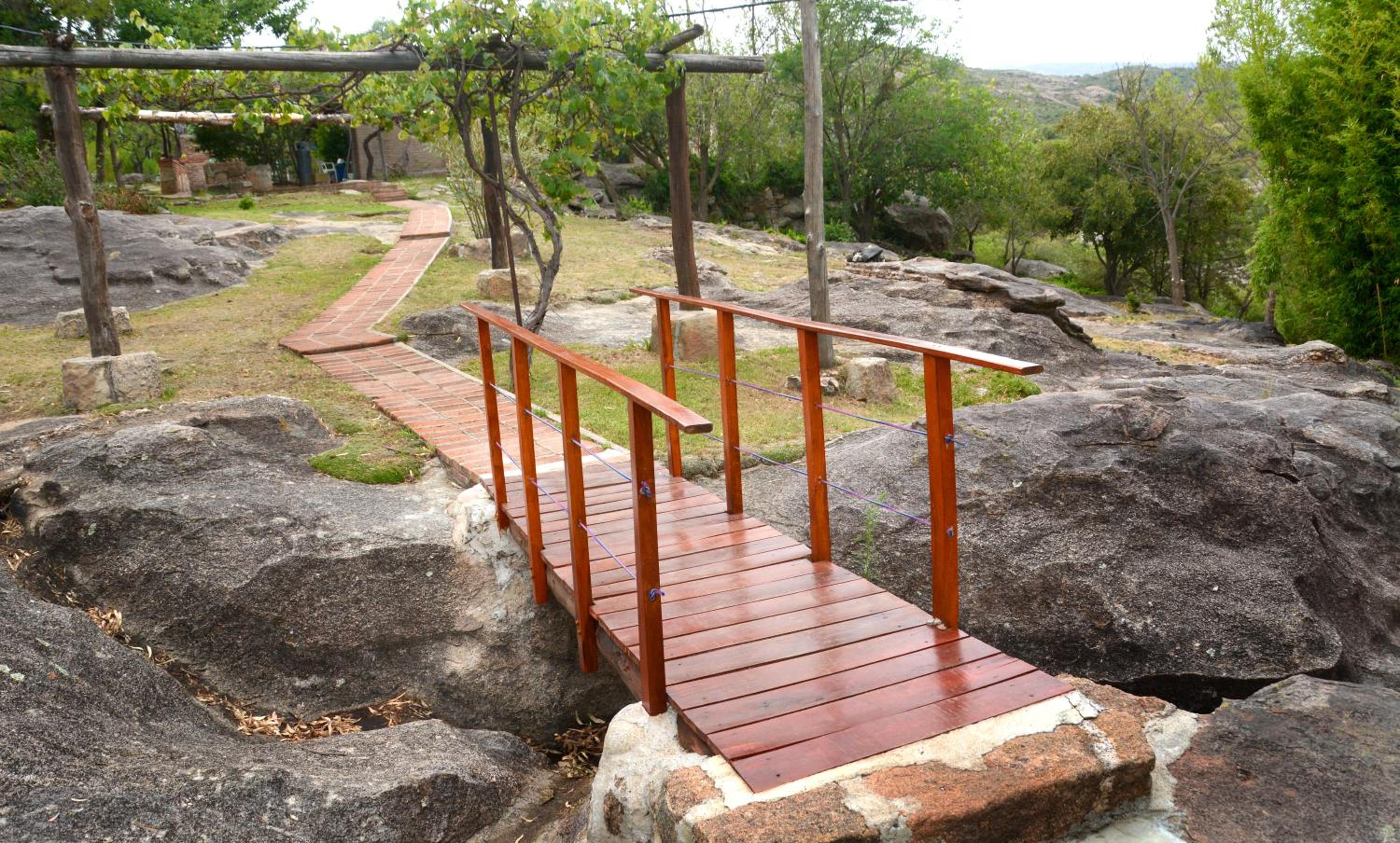 LA TOMA Complejo de Montaña - Cabañas y Habitaciones en Hosteria