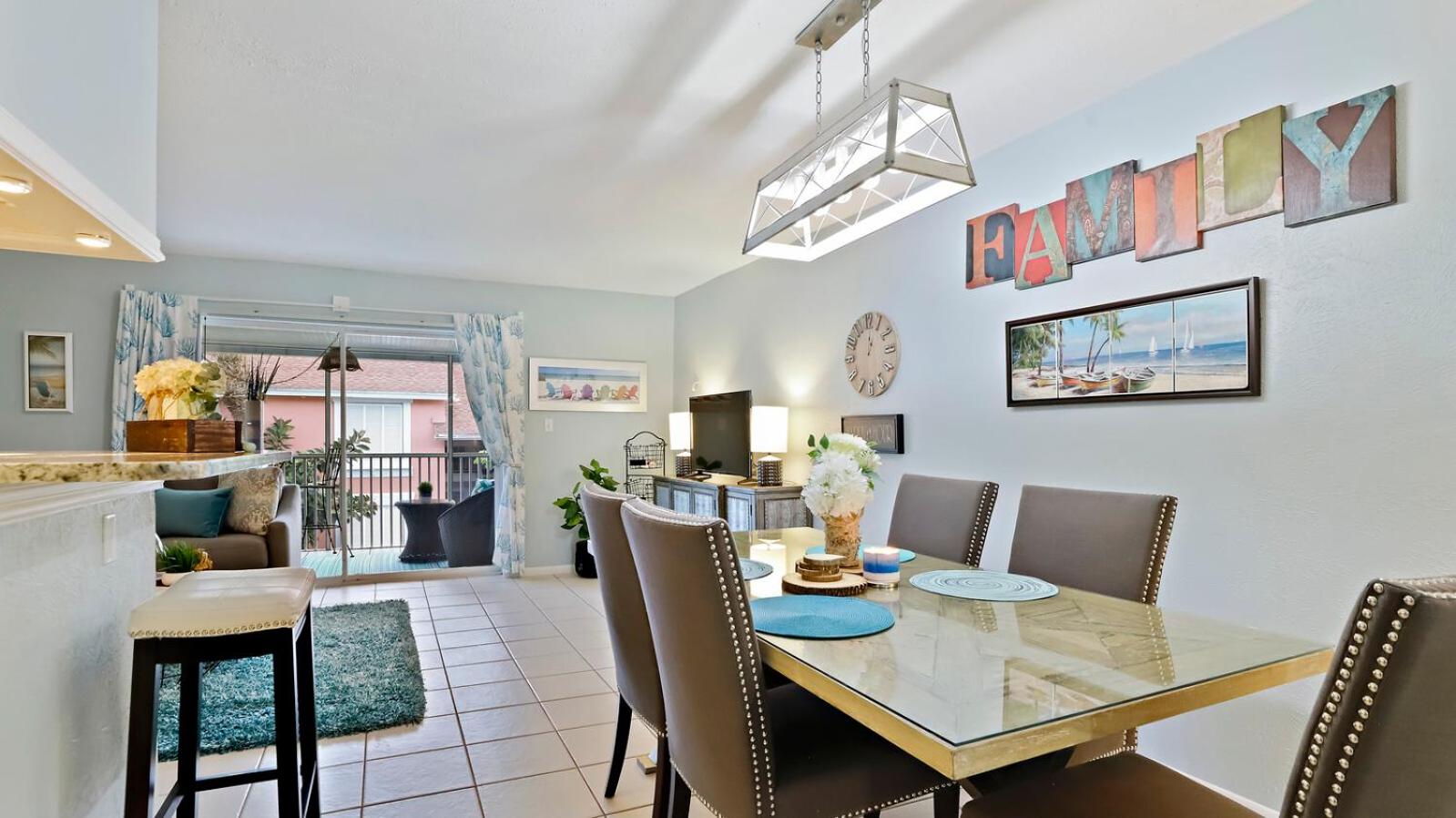 Waterfront 11 Condo,Private Beach,2 Pools,Jacuzzi view 3