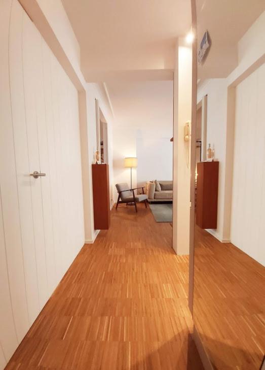 Bright and stylish apartment next to the sea! view 3