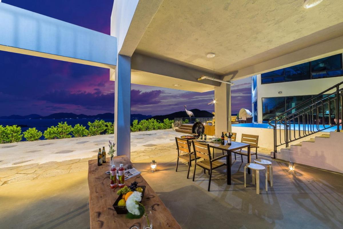 outdoor BBQ area