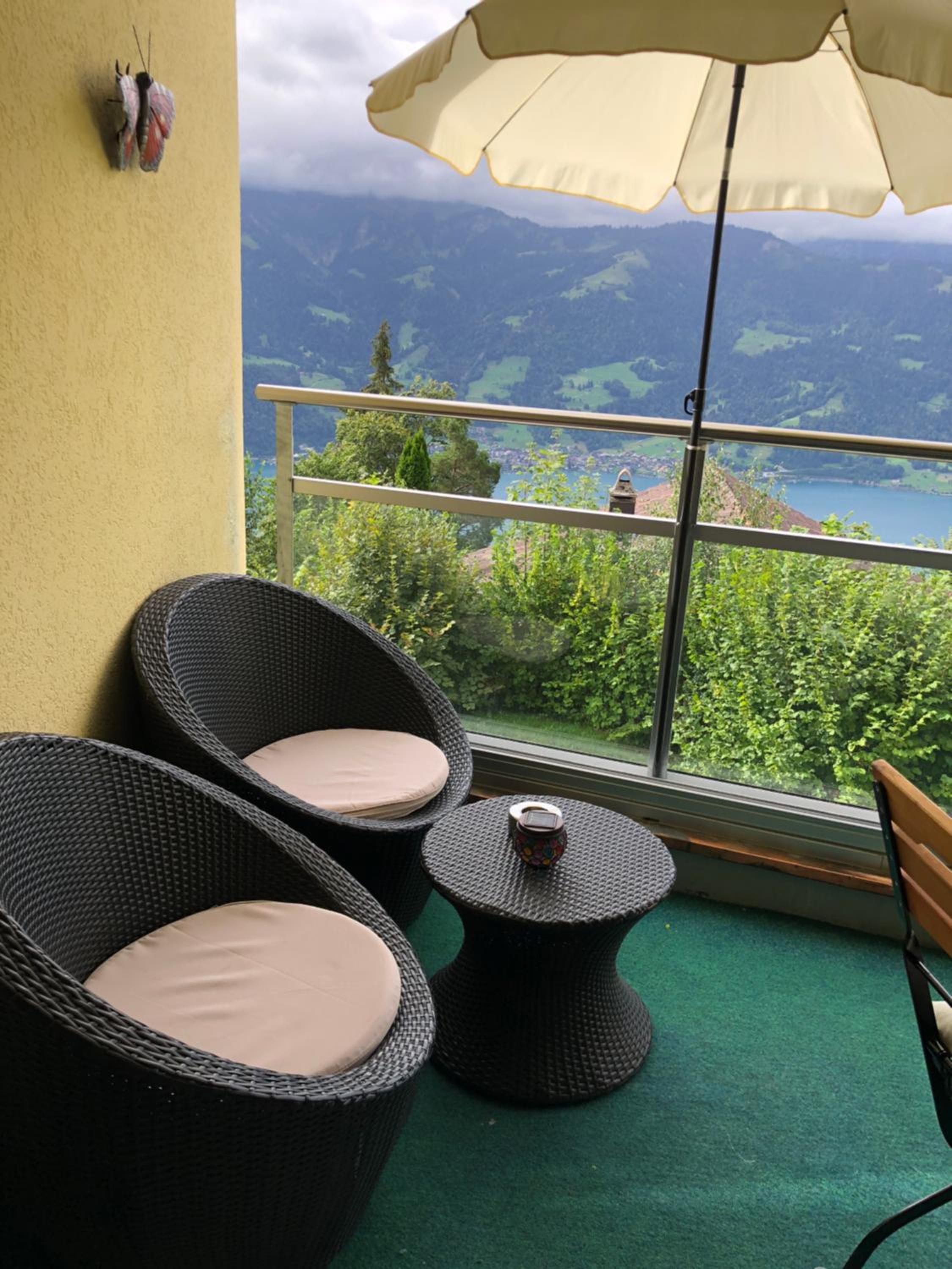 Wohnung mit See und Bergsicht im vier Sterne Hotel view 2