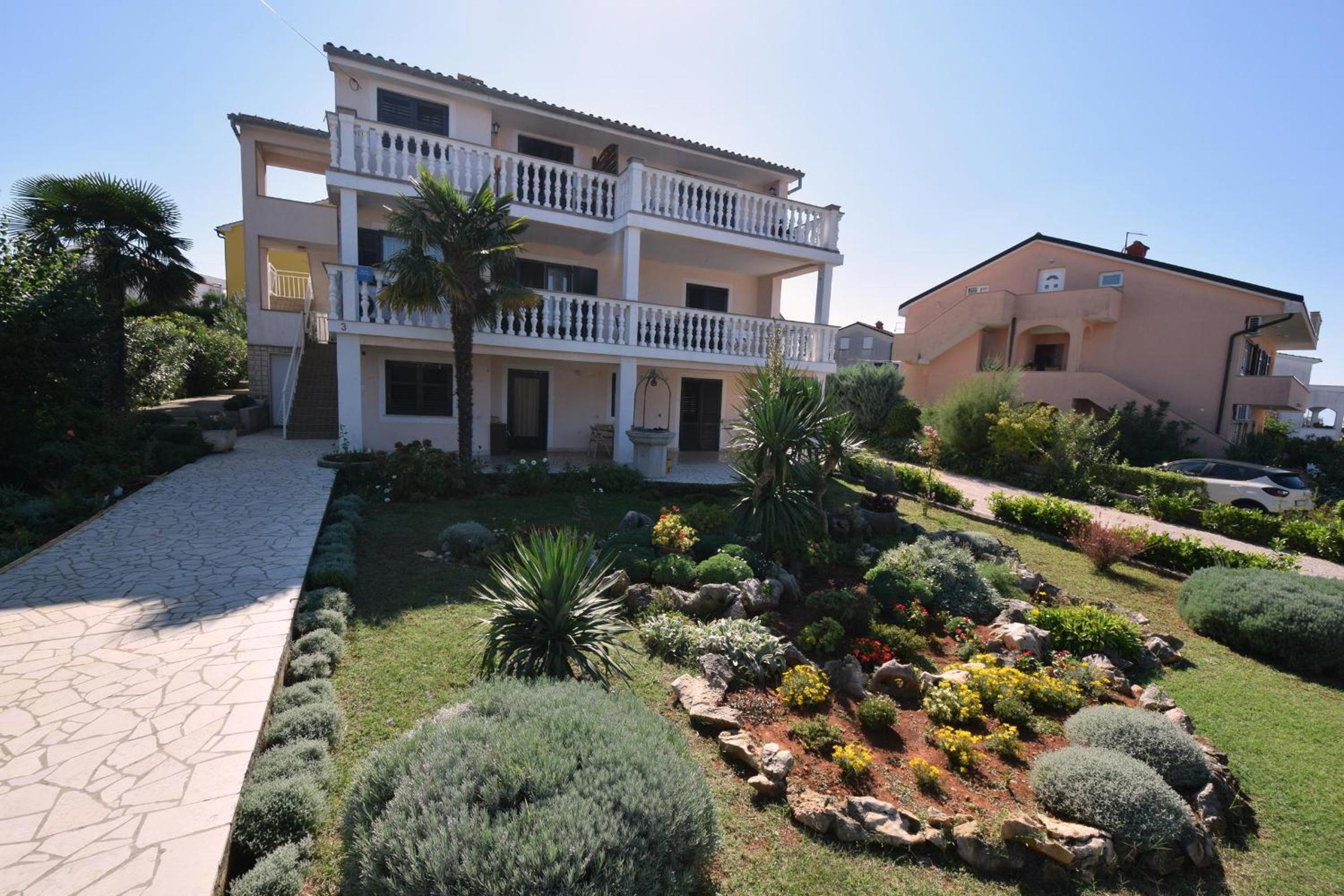 Apartments Marinela view 3