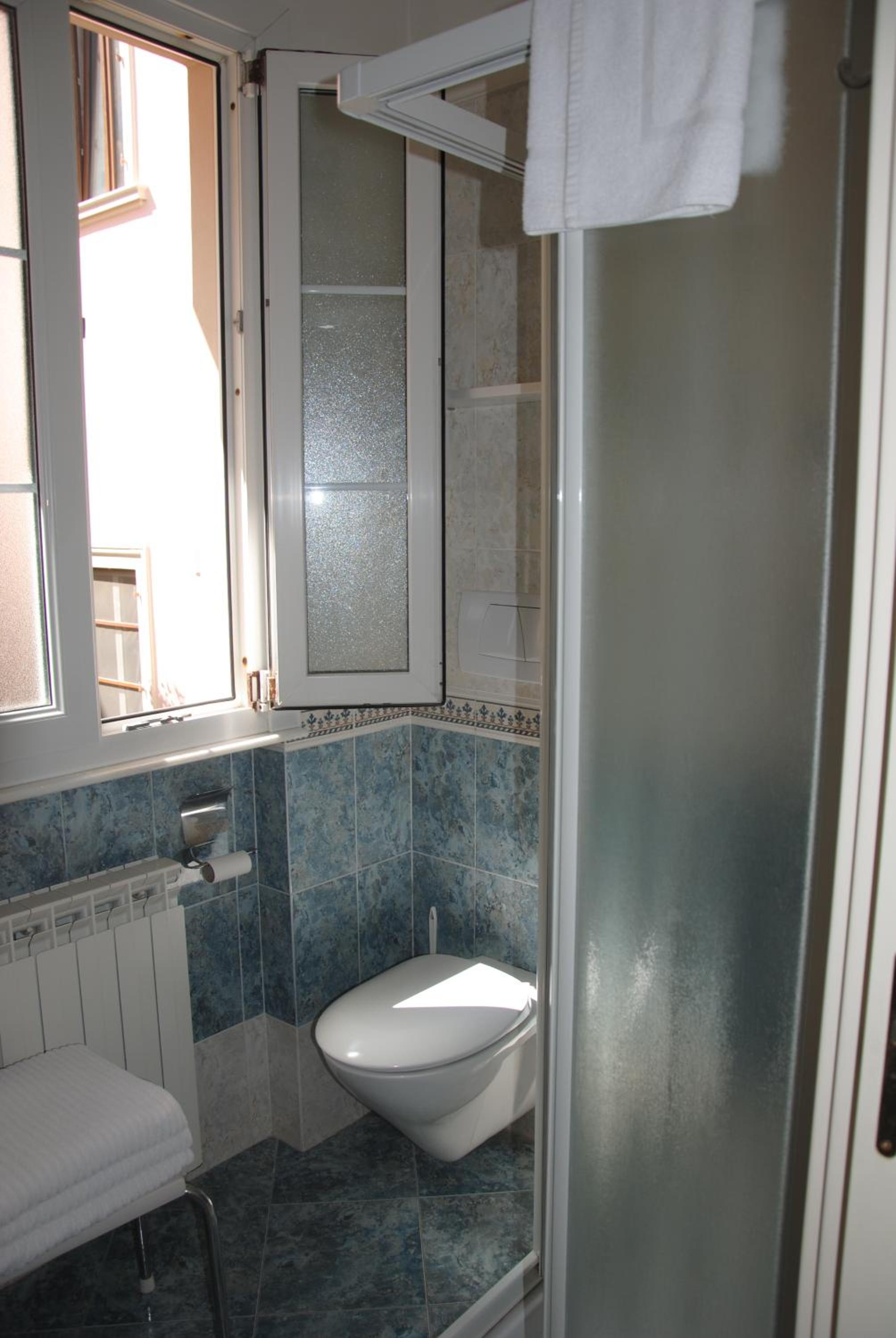 Viareggio Vacations - Stella Beach Apartment - Property Image 6