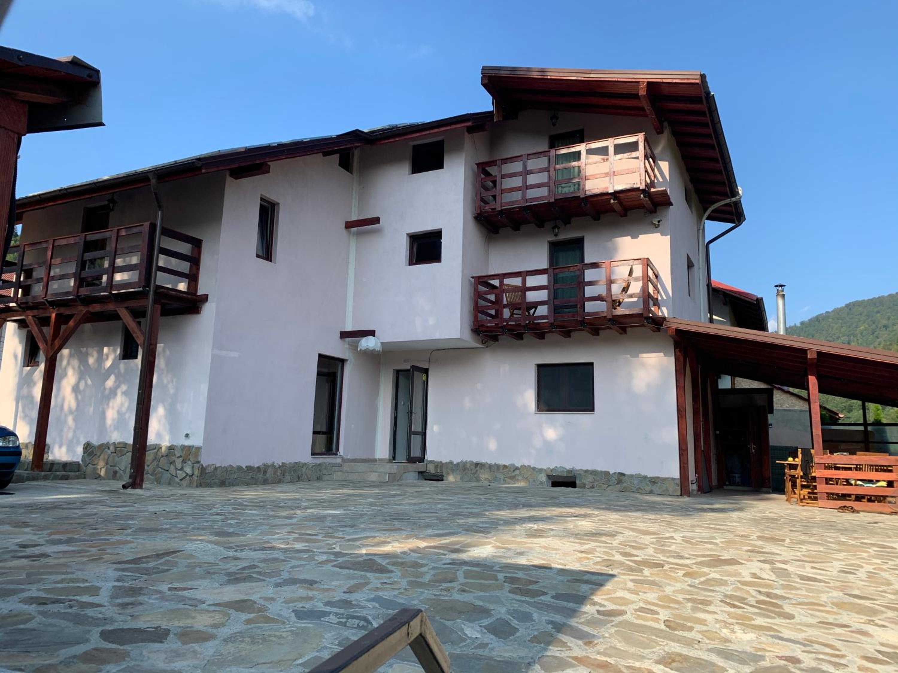 La Măriuca view 5