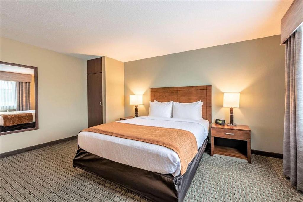 AmeriVu Inn and Suites - Chisago City