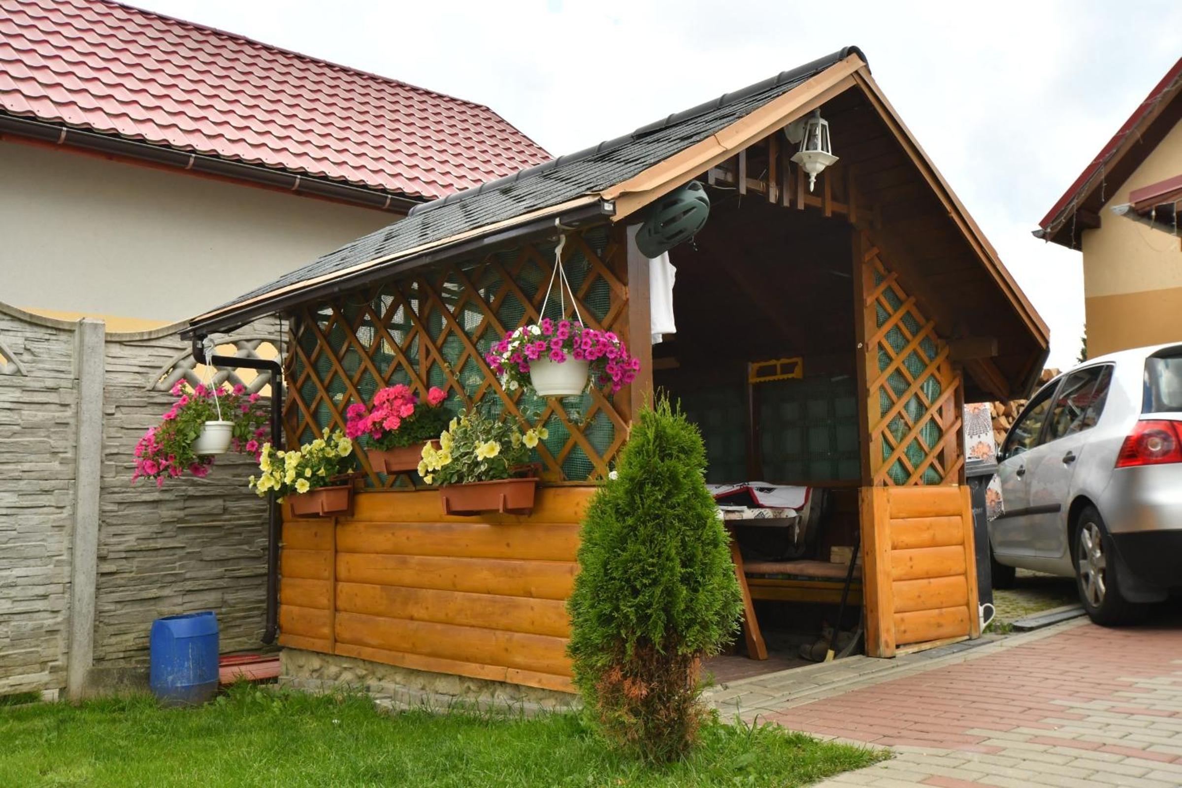Ubytovanie u Jozefa / Strba