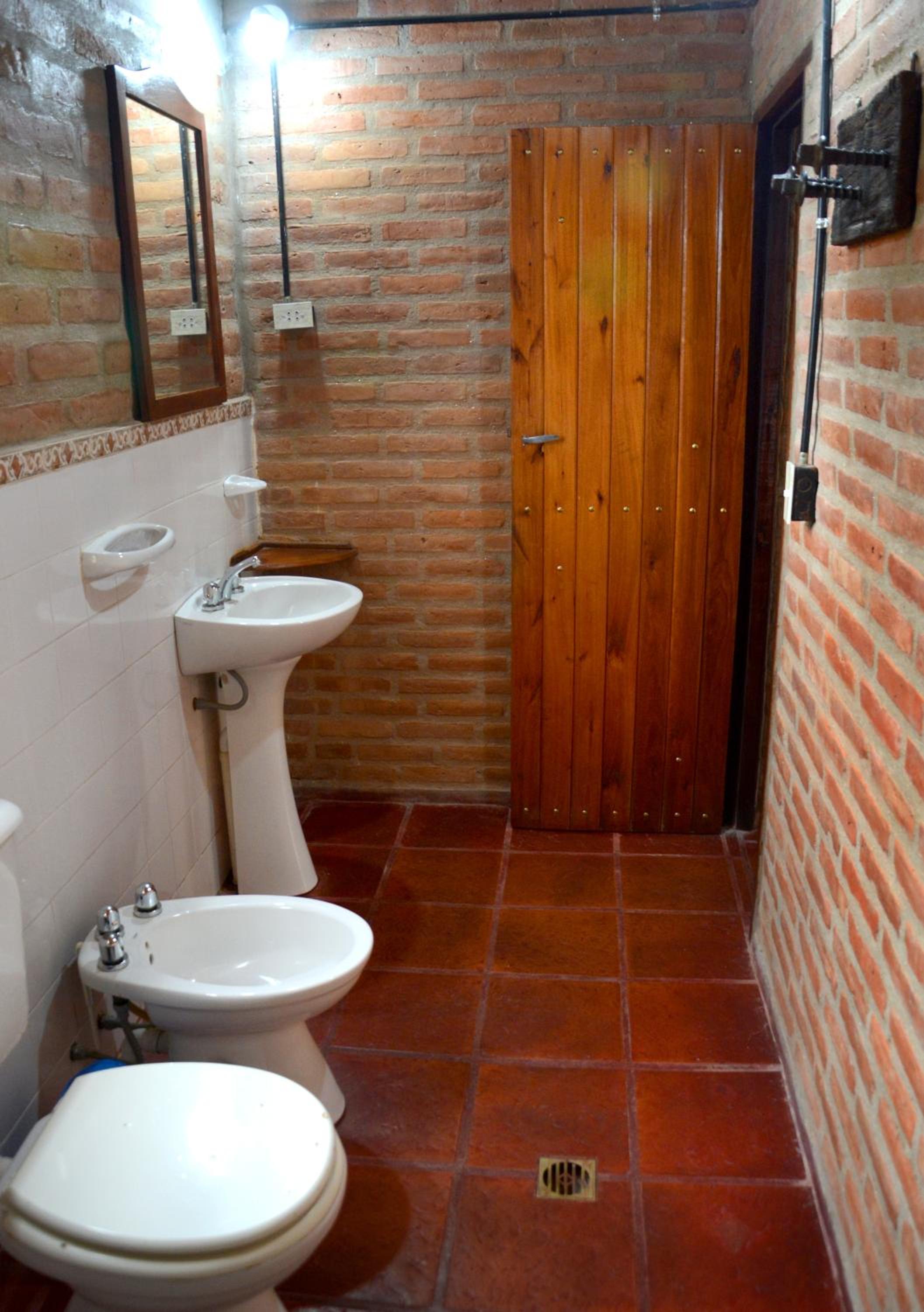 LA TOMA Complejo de Montaña - Cabañas y Habitaciones en Hosteria