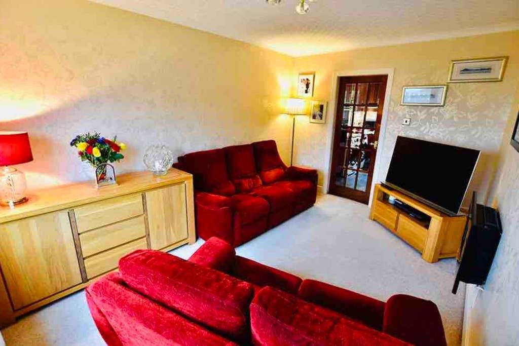 Aldourie Guest House