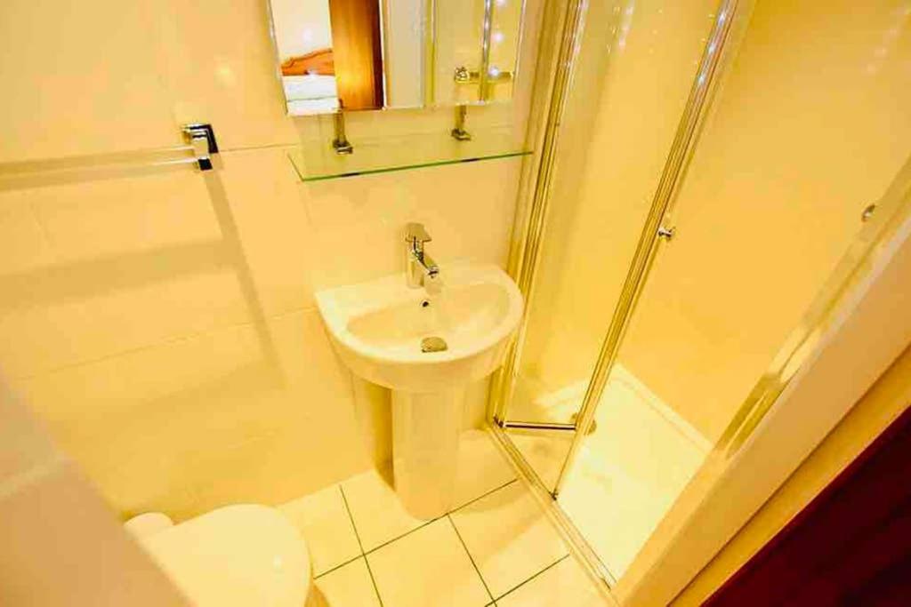 Aldourie Guest House