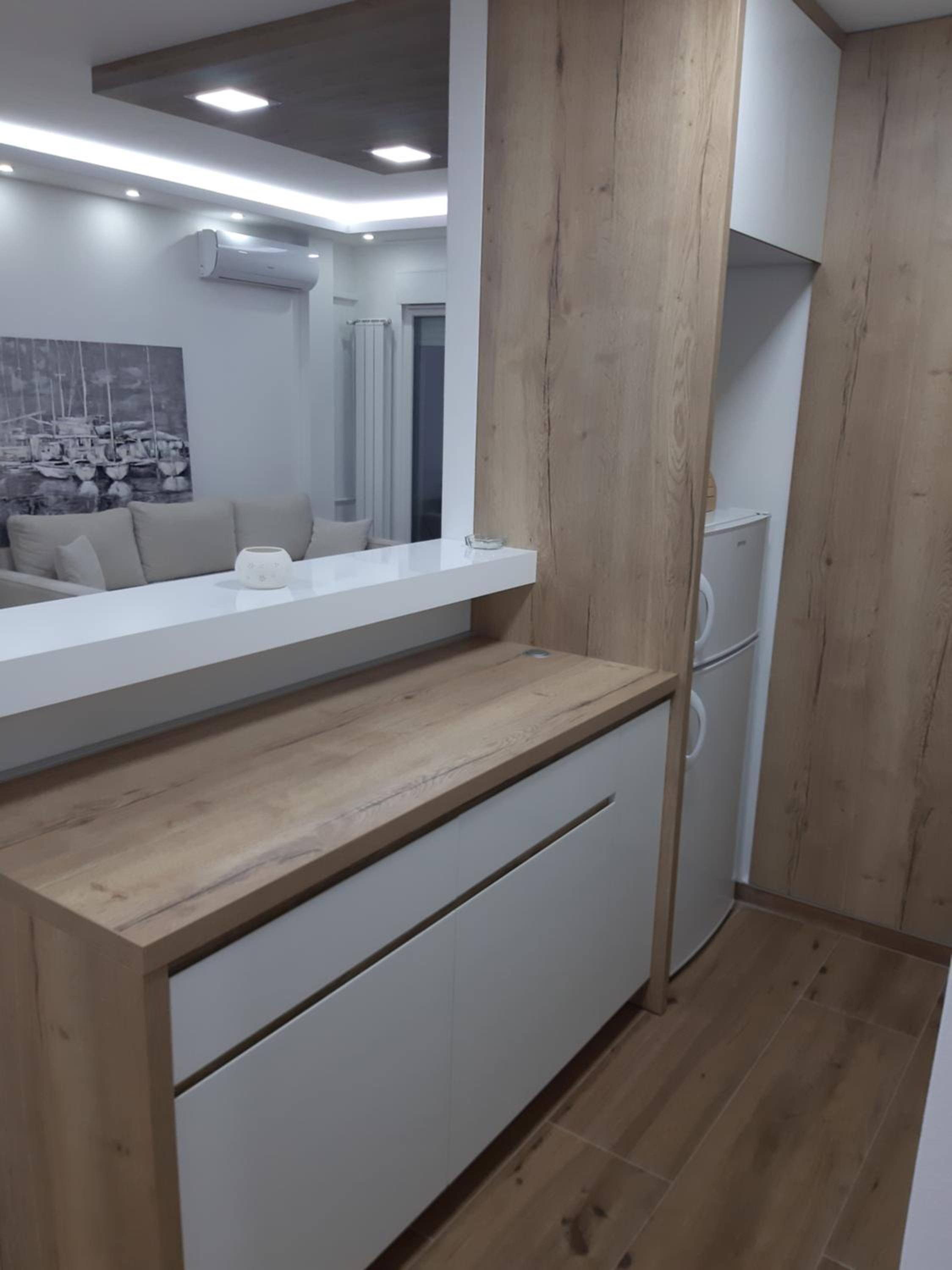 Serbian home - Gandijeva 162, free parking, blok 44 view 3
