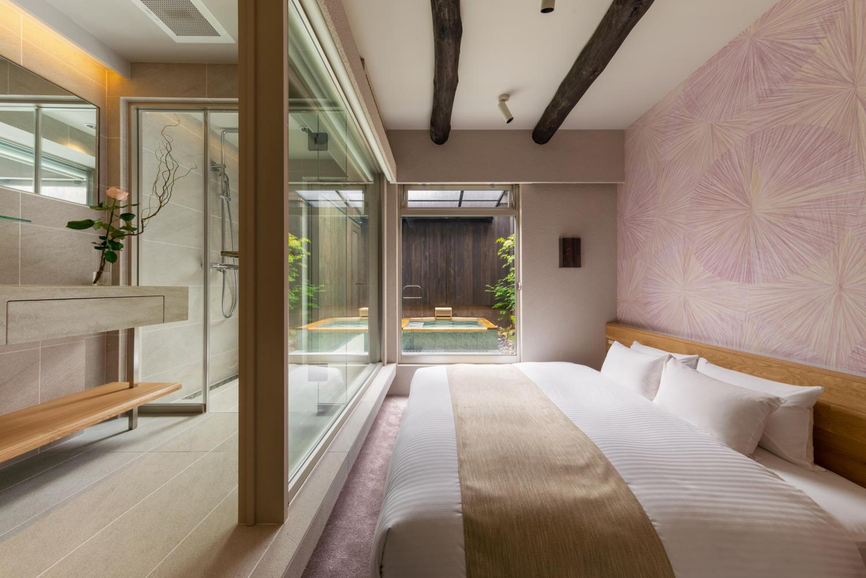 Nazuna Kyoto Tsubaki St. 43