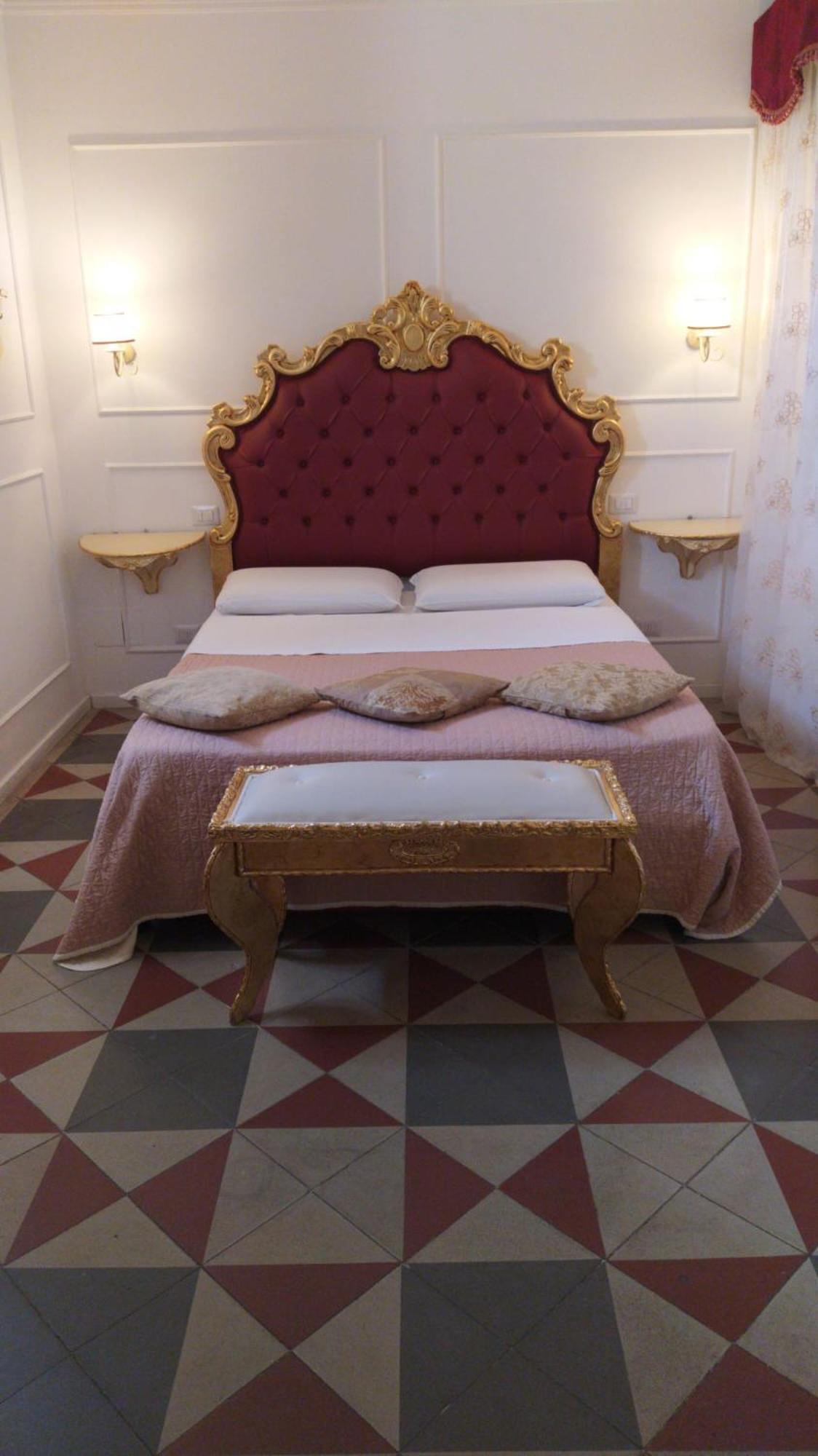 DONNA LUCREZIA b&b Boutique Hotel Style - RELAX & BUSINESS STAY
