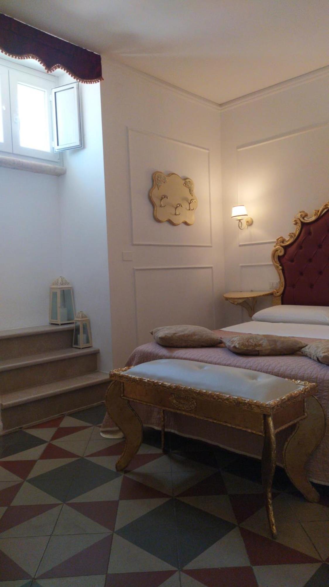 DONNA LUCREZIA b&b Boutique Hotel Style - RELAX & BUSINESS STAY