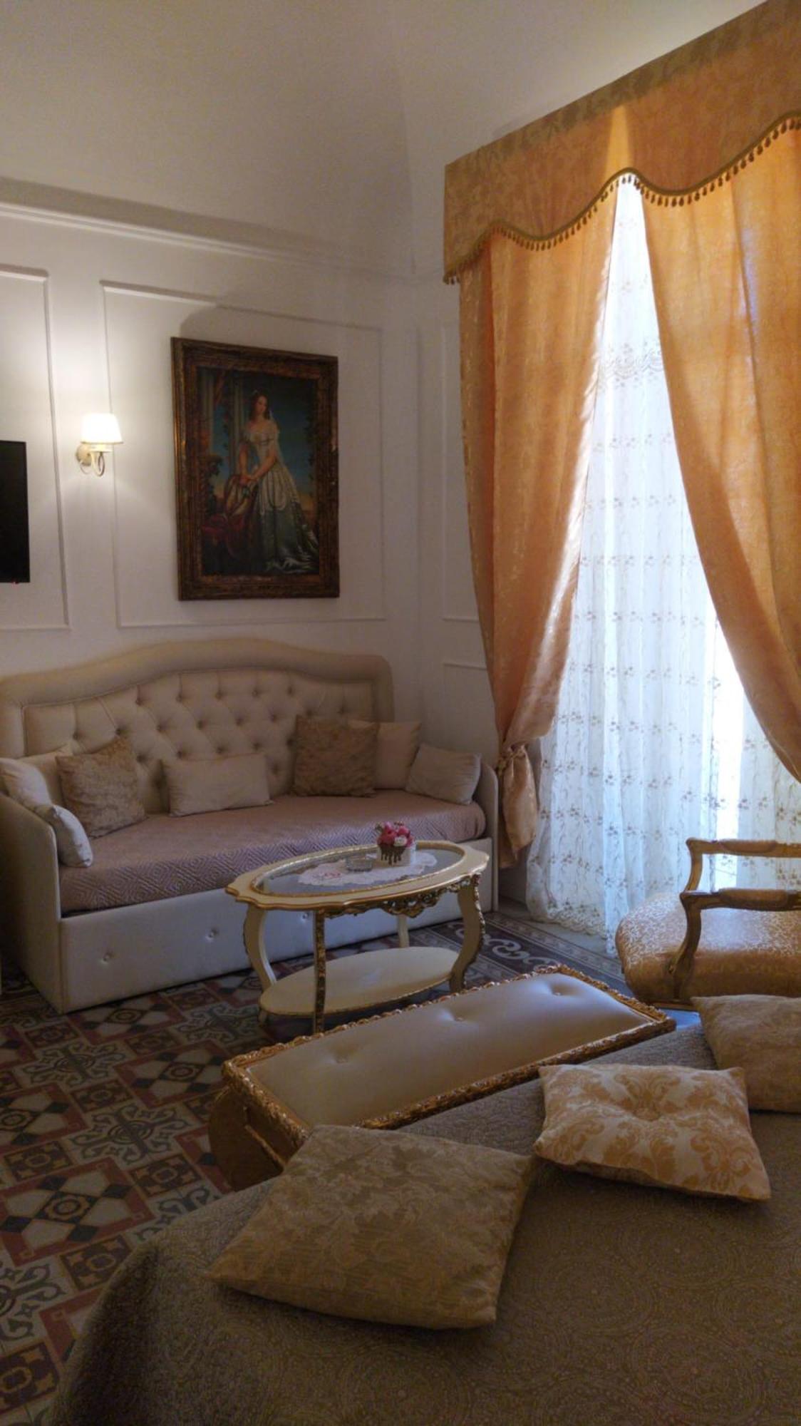 DONNA LUCREZIA b&b Boutique Hotel Style - RELAX & BUSINESS STAY
