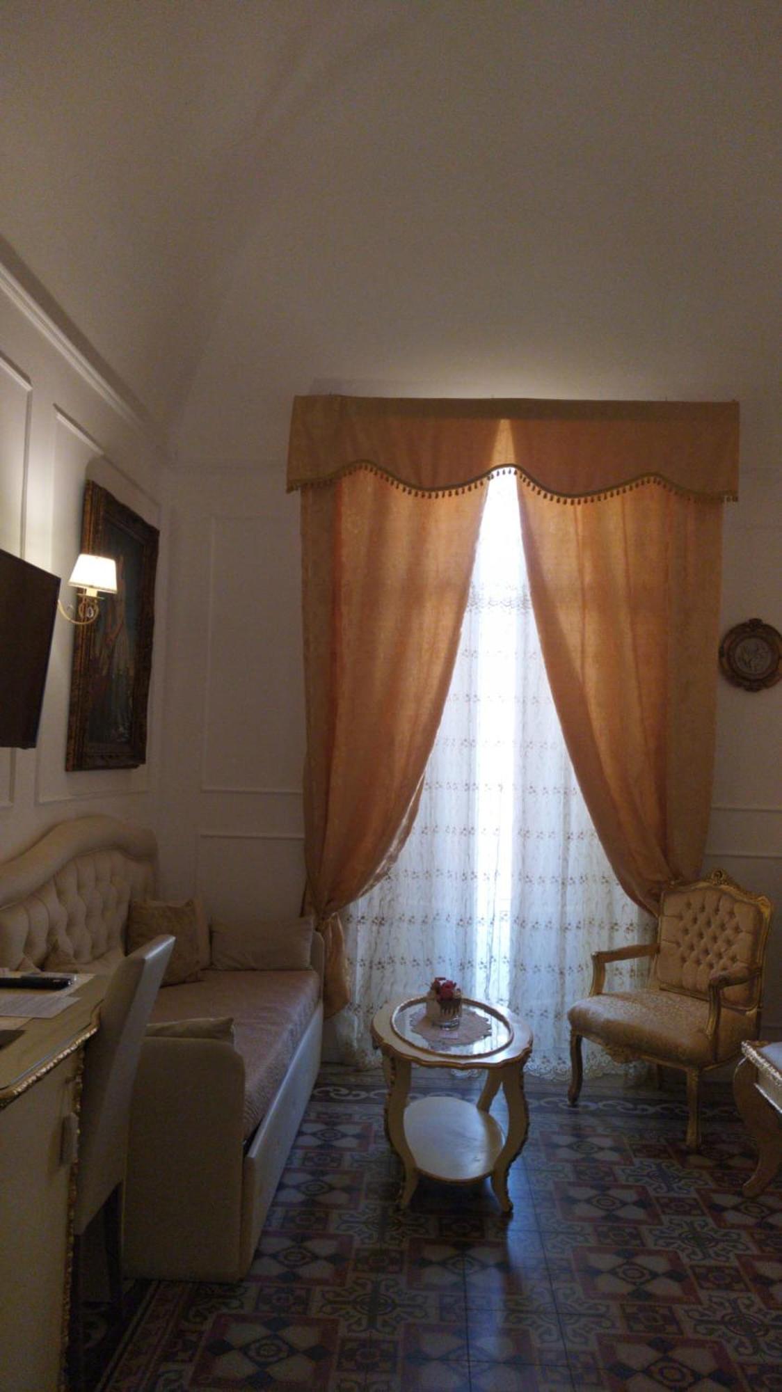 DONNA LUCREZIA b&b Boutique Hotel Style - RELAX & BUSINESS STAY