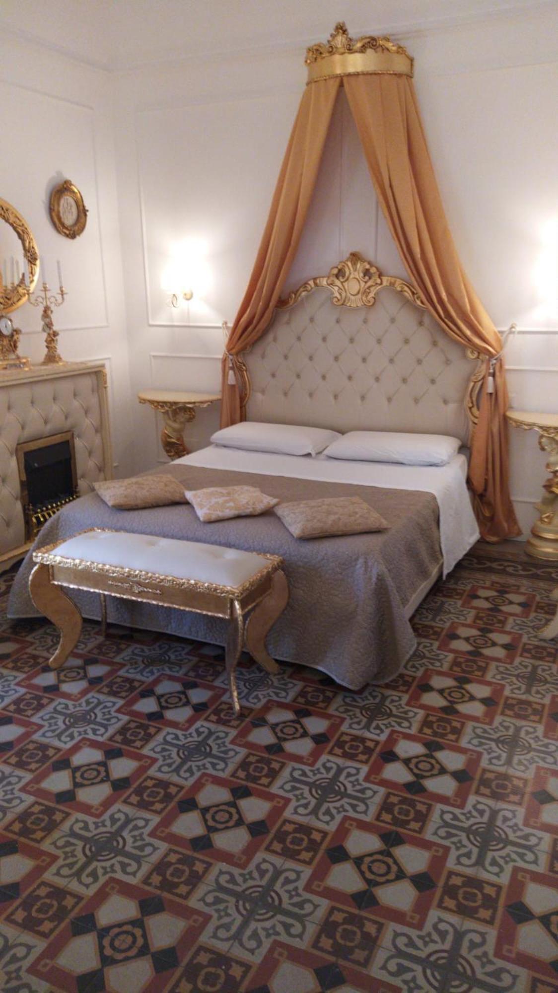 DONNA LUCREZIA b&b Boutique Hotel Style - RELAX & BUSINESS STAY