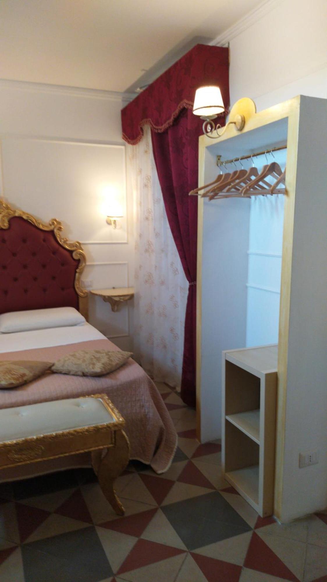 DONNA LUCREZIA b&b Boutique Hotel Style - RELAX & BUSINESS STAY