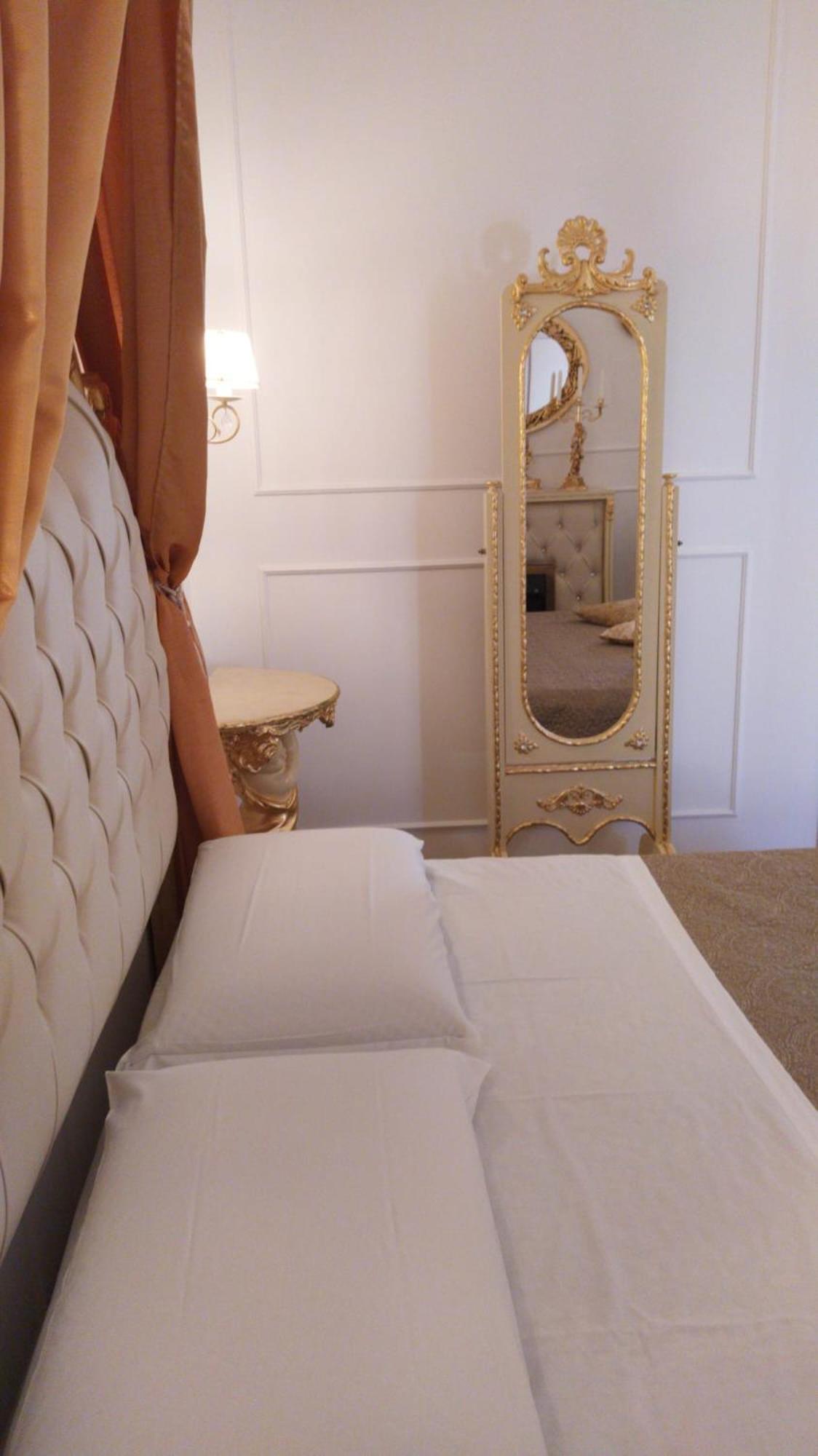 DONNA LUCREZIA b&b Boutique Hotel Style - RELAX & BUSINESS STAY