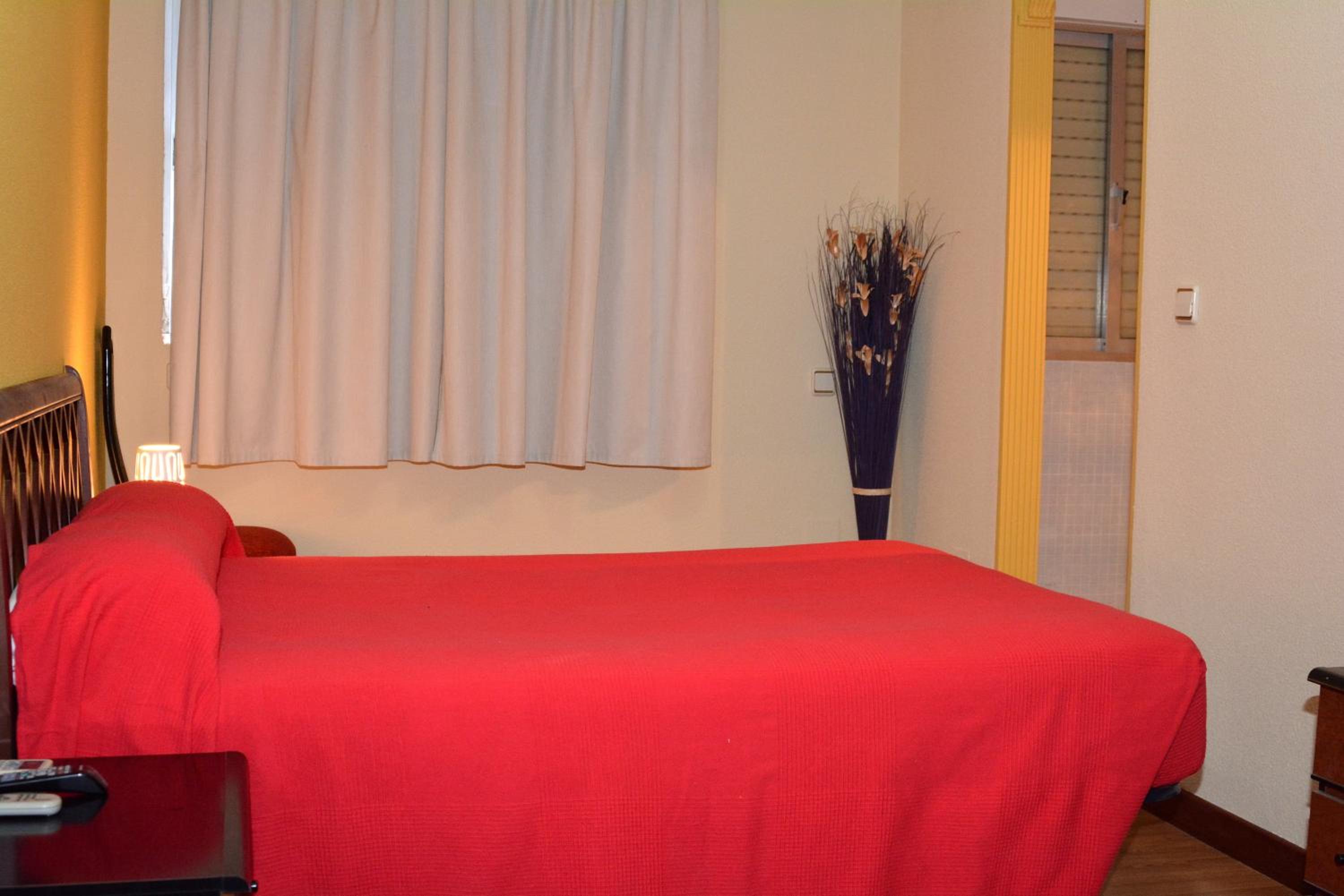 Hostal Gastrobar Carmelo view 4