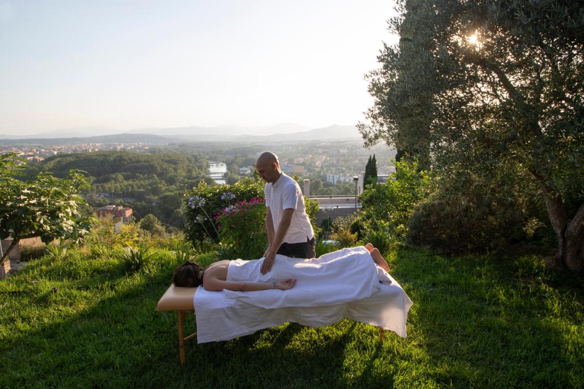 Montjuic Boutique Bed & Breakfast Girona