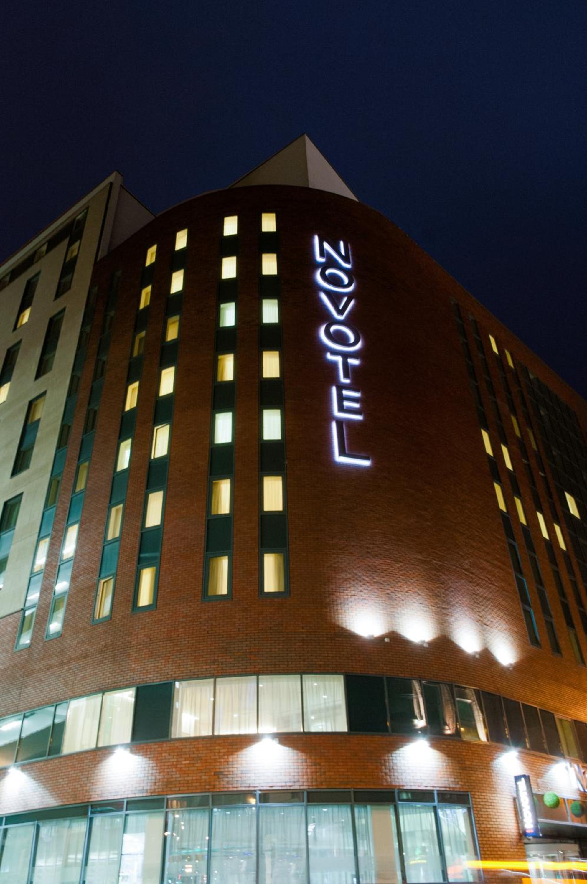 Hotel Novotel Liverpool Centre - Image 1