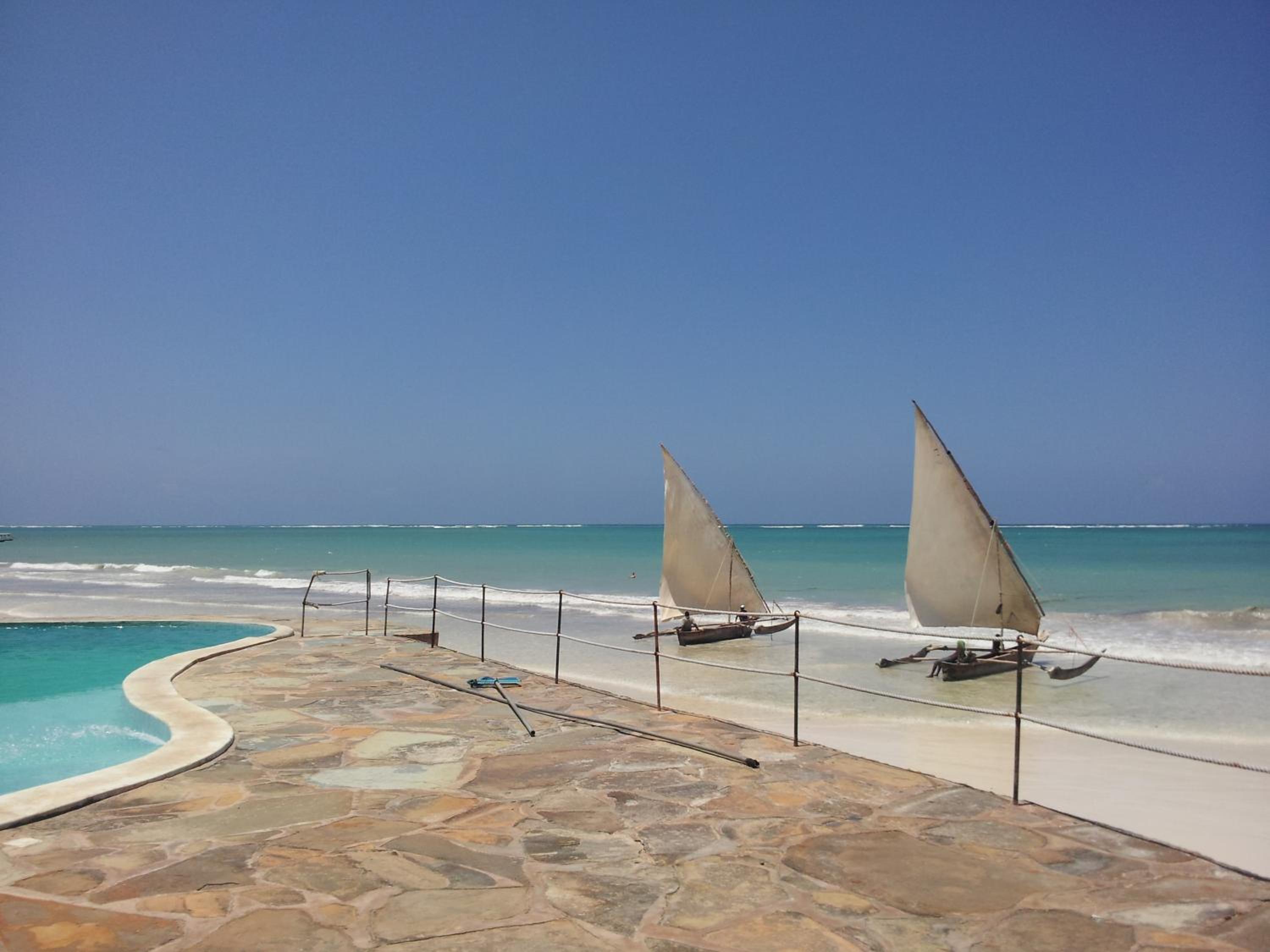 Kusini Beach Cottages