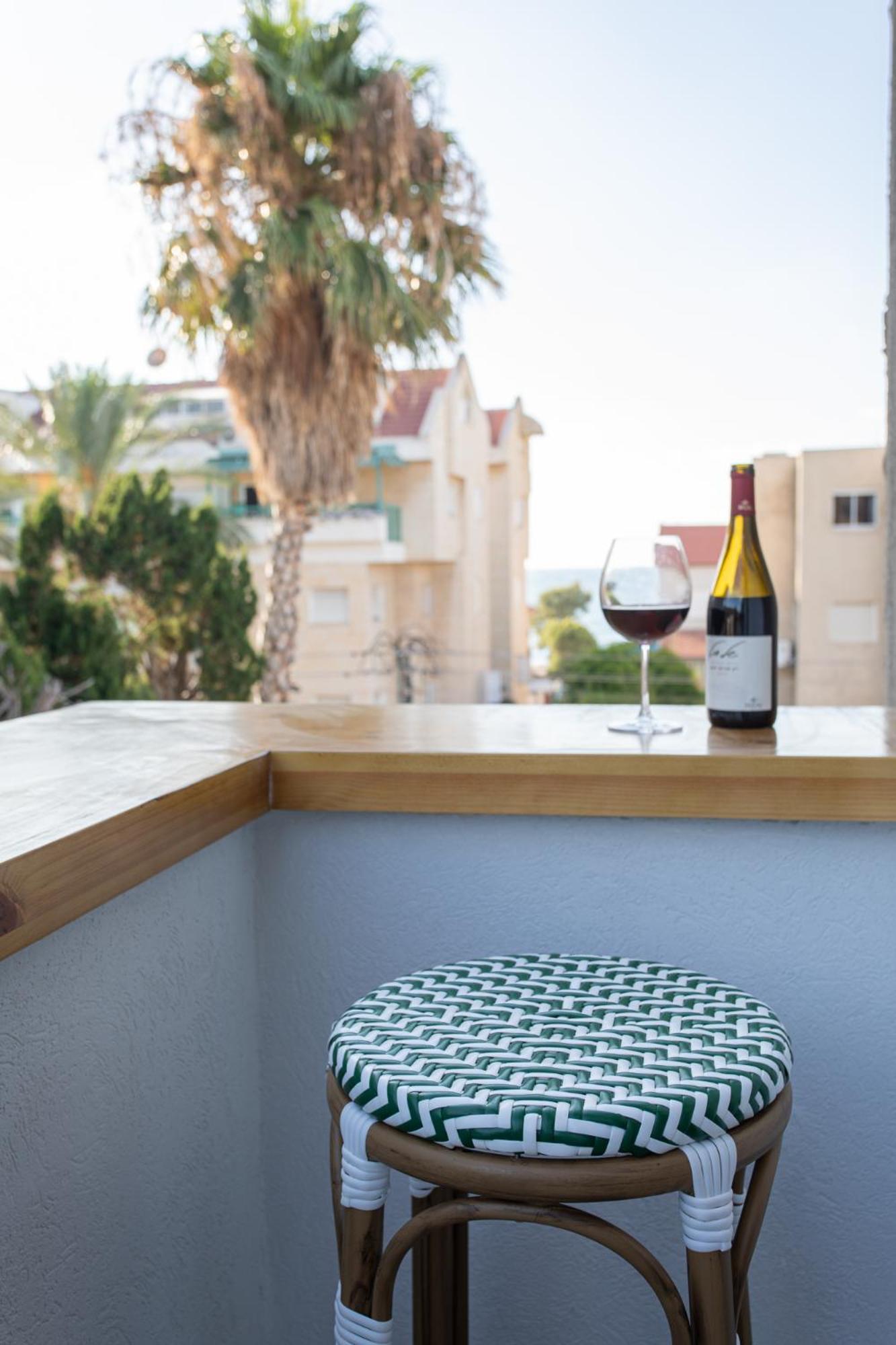 PORT CITY HAIFA - BAT GALIM 25 mtrs from the beach & Rambam view 3