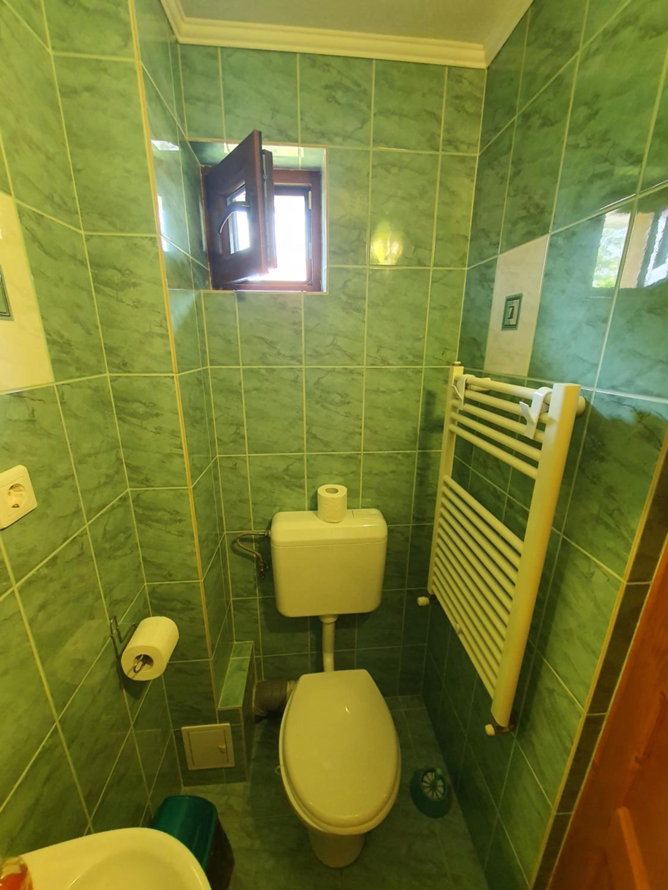 Photo 37