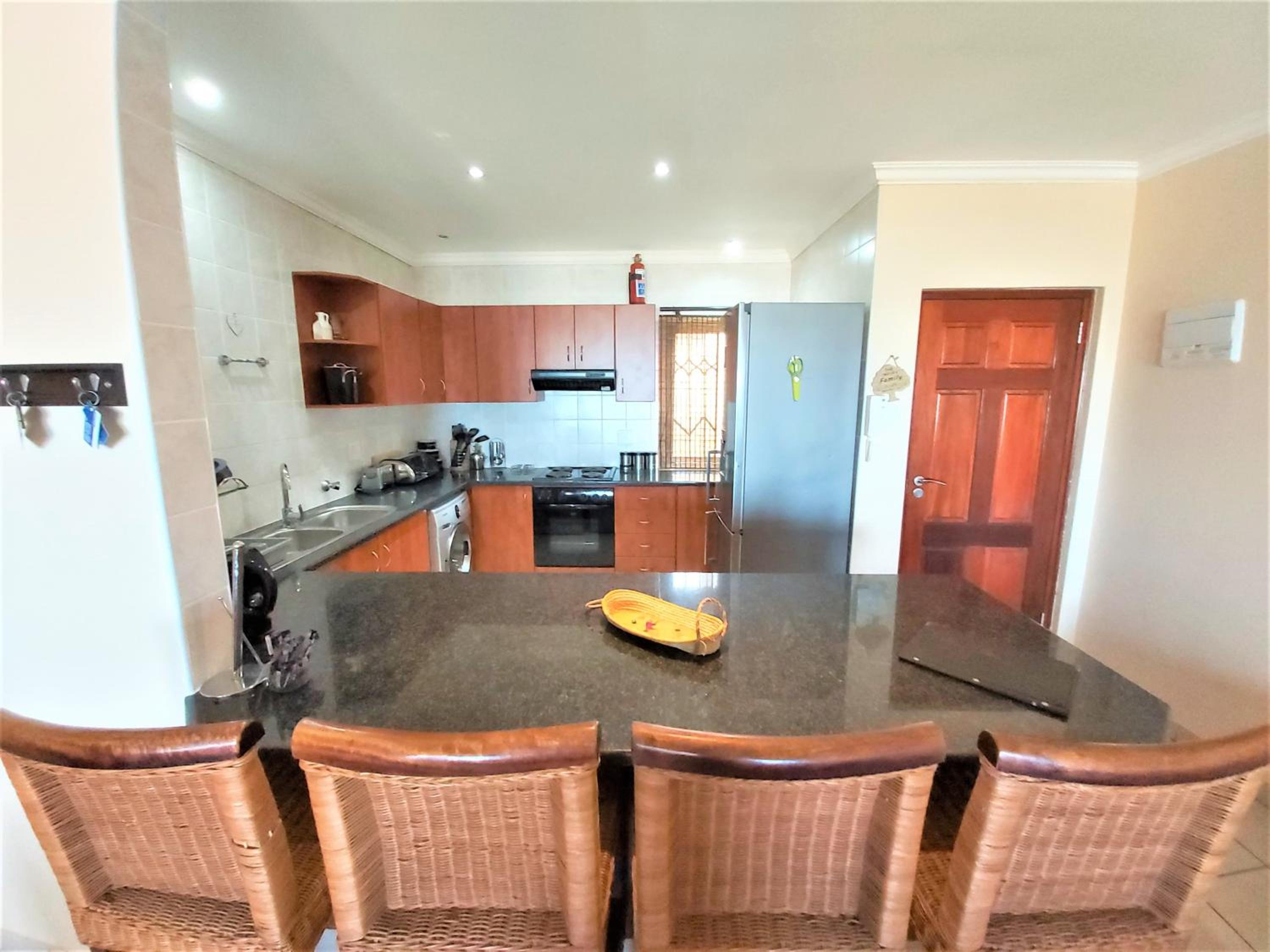 Kuta Beach Unit 12 view 4