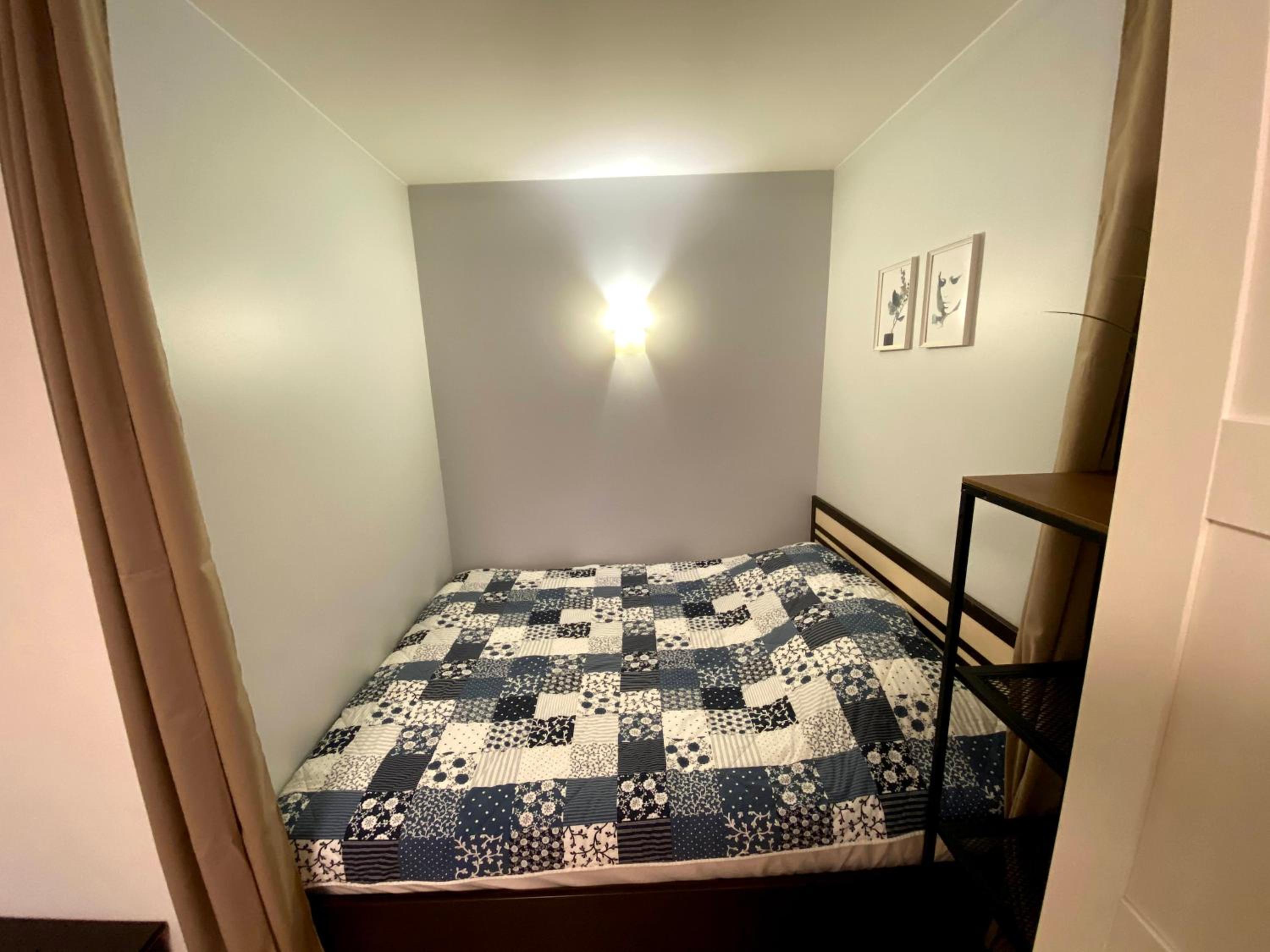 Your Home - Central studio apartment, balcony, parking & Self Check-in view 2