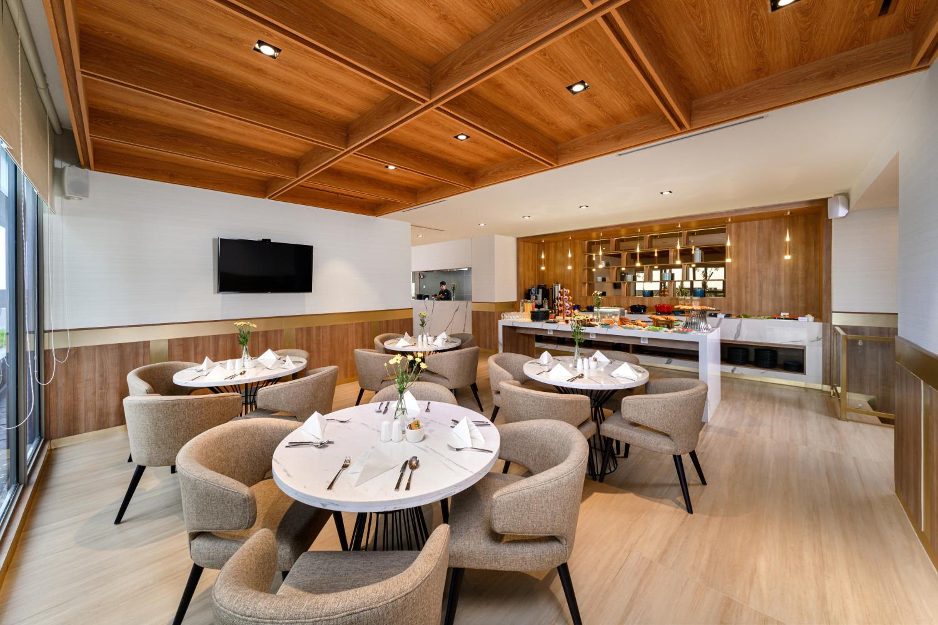 Oakwood PIK Jakarta