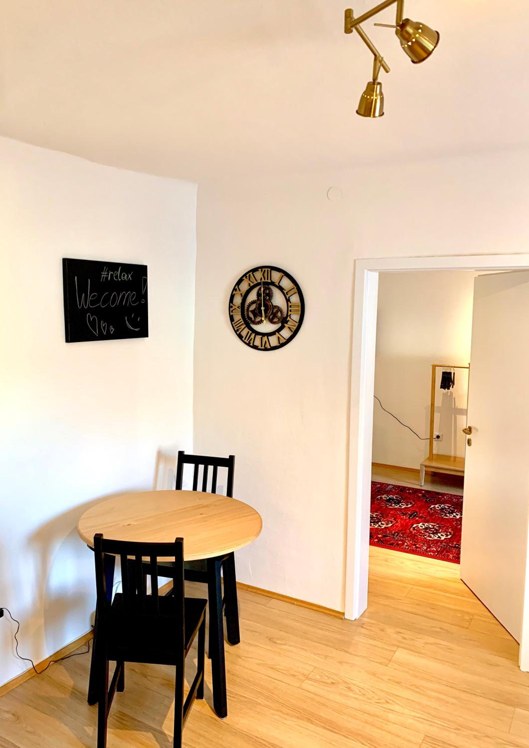Elegant City Apartment - by Nahuen Suites view 3