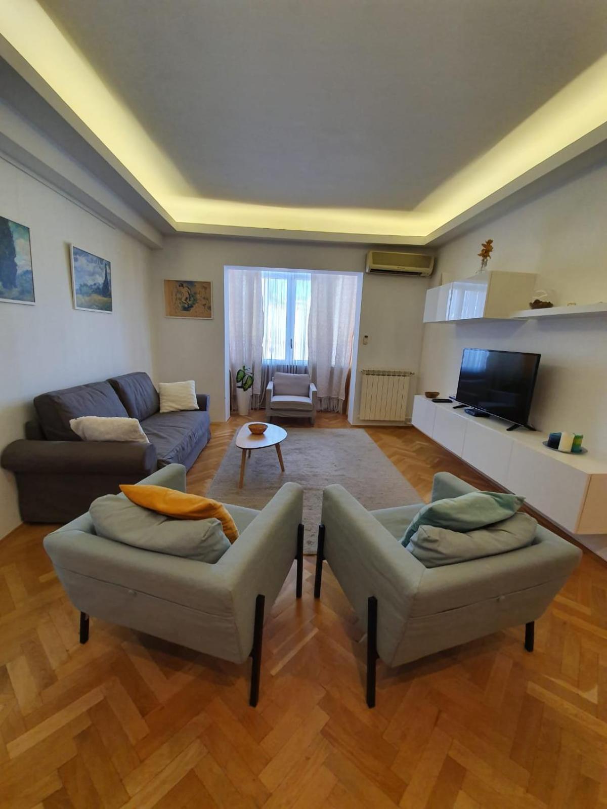 Ultracentral Apartments view 3