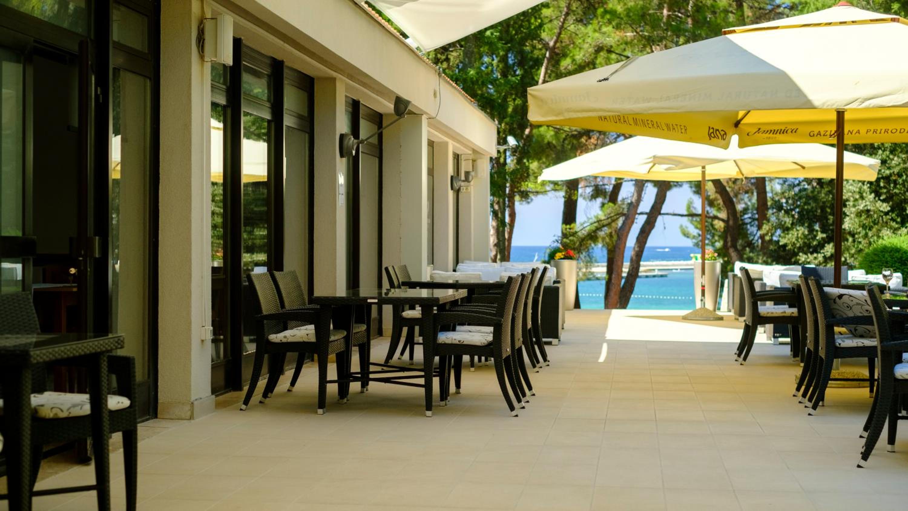 Hotel Flores - Property Image 43