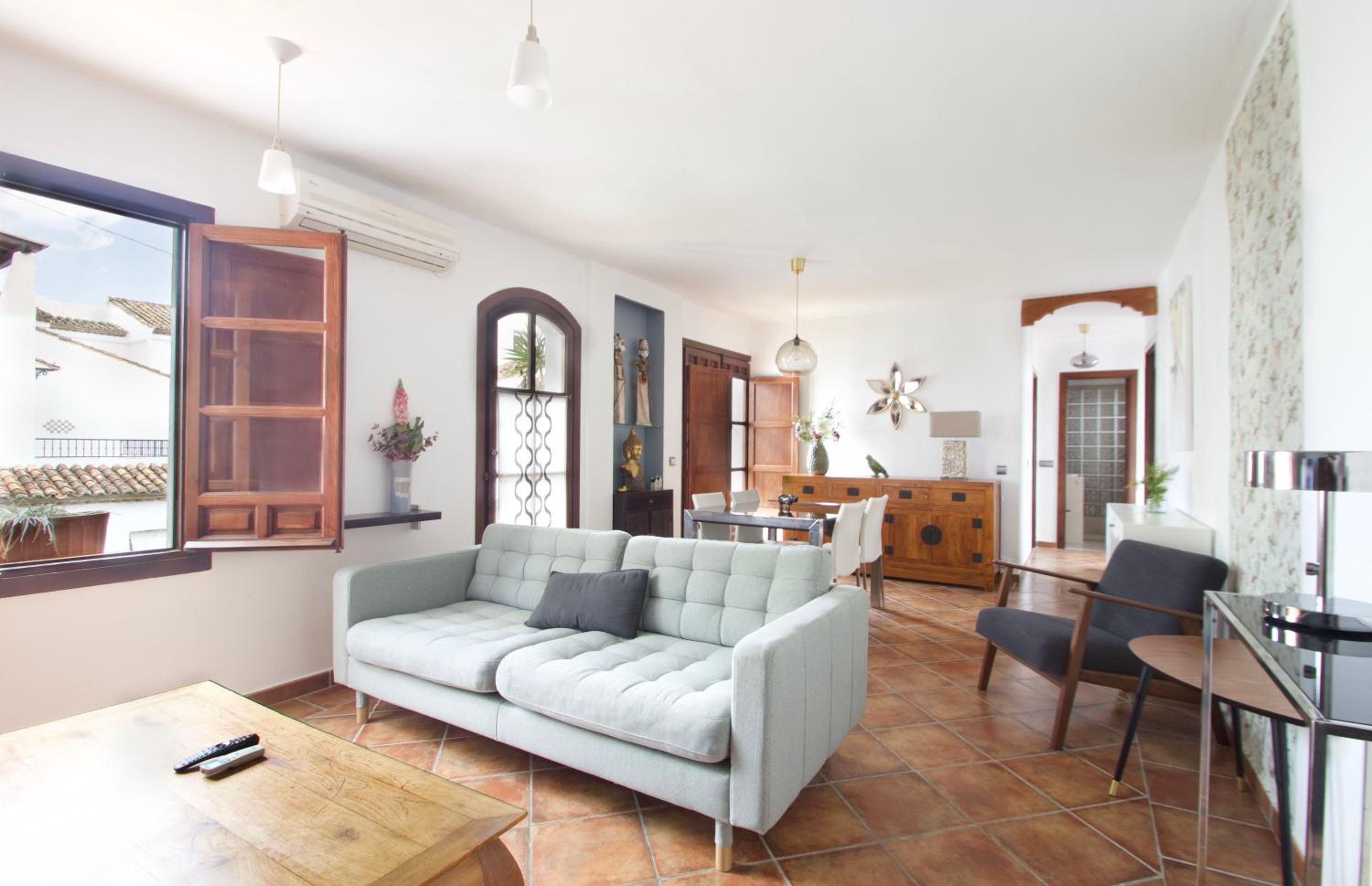 Pueblo Blanco casa del Loro