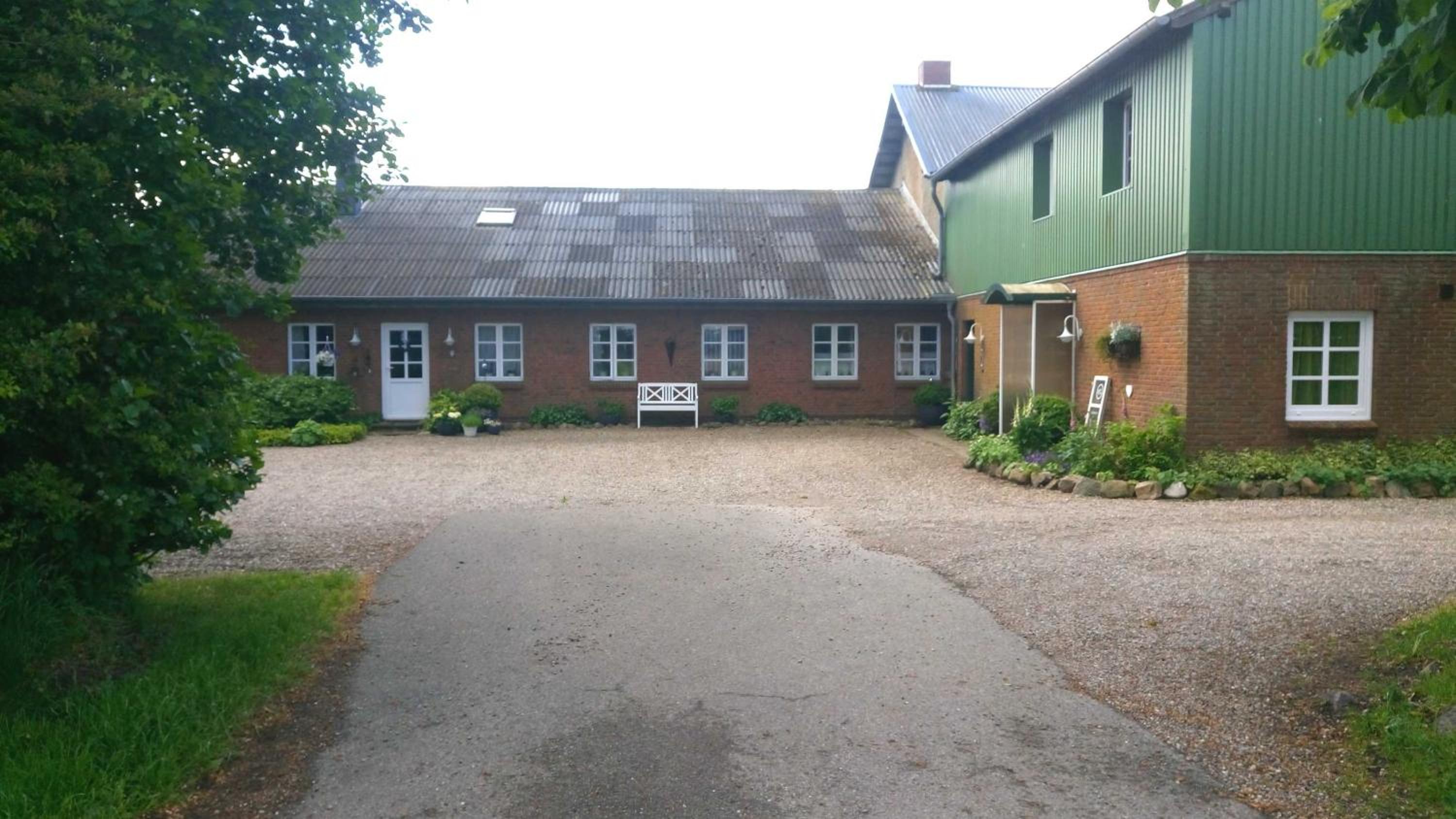 Thomsen - familienfreundliche Ferienwohnung mit großem Garten view 4