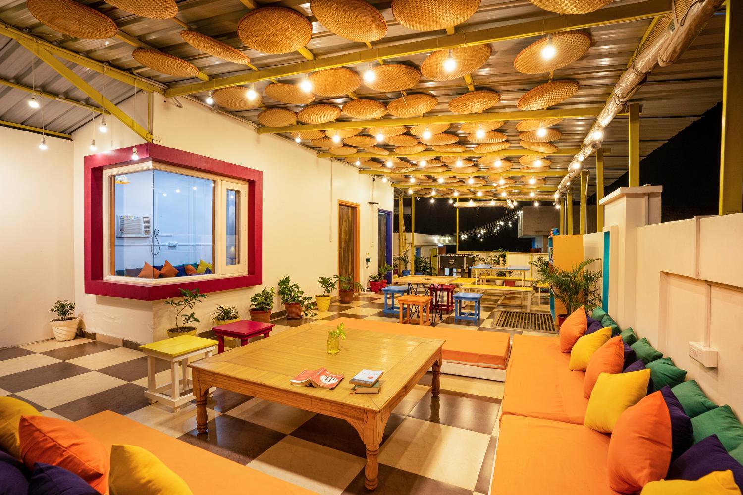 lounge