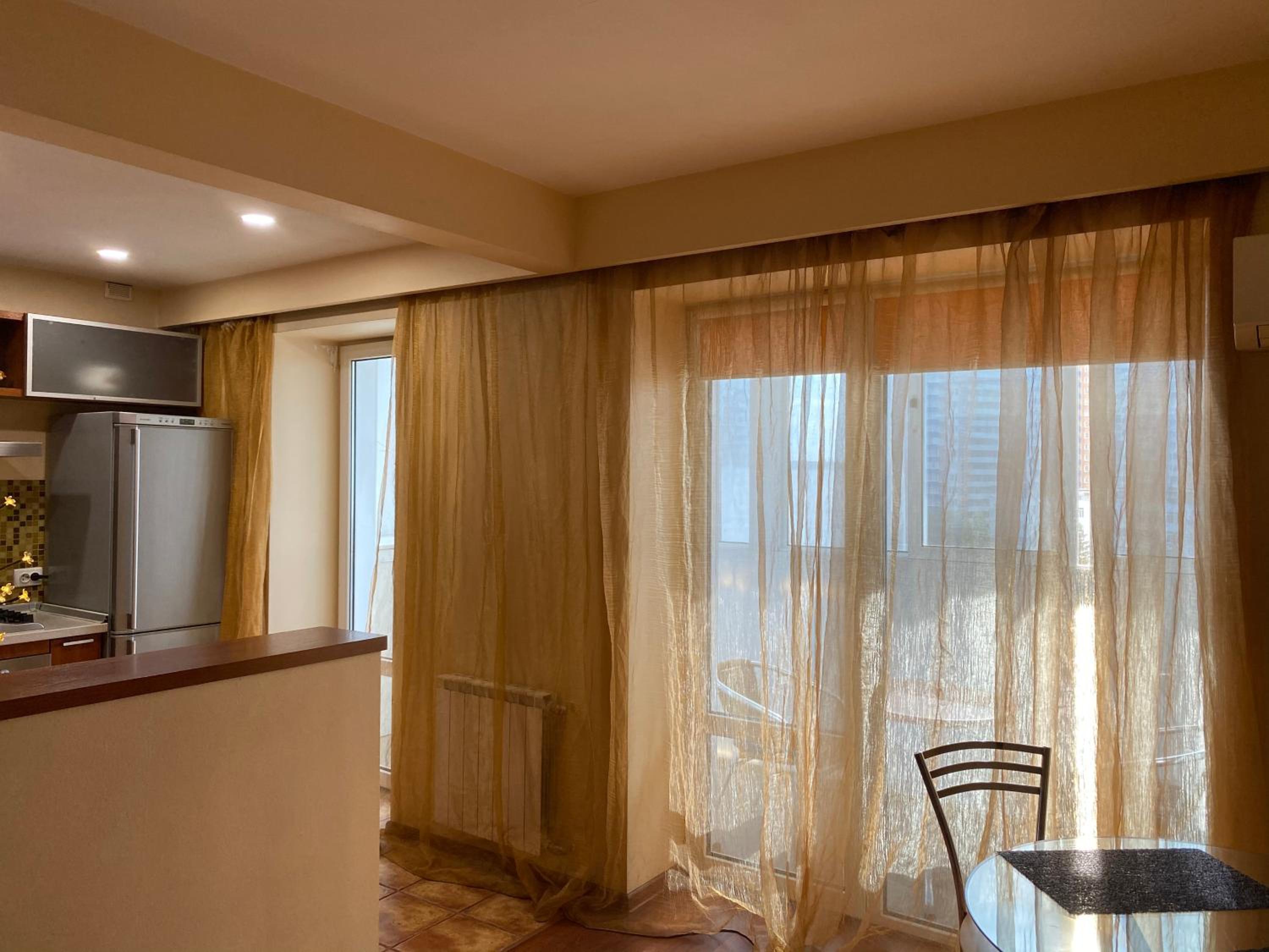 Modern Apartment with Panoramic View near Metro 23August view 5