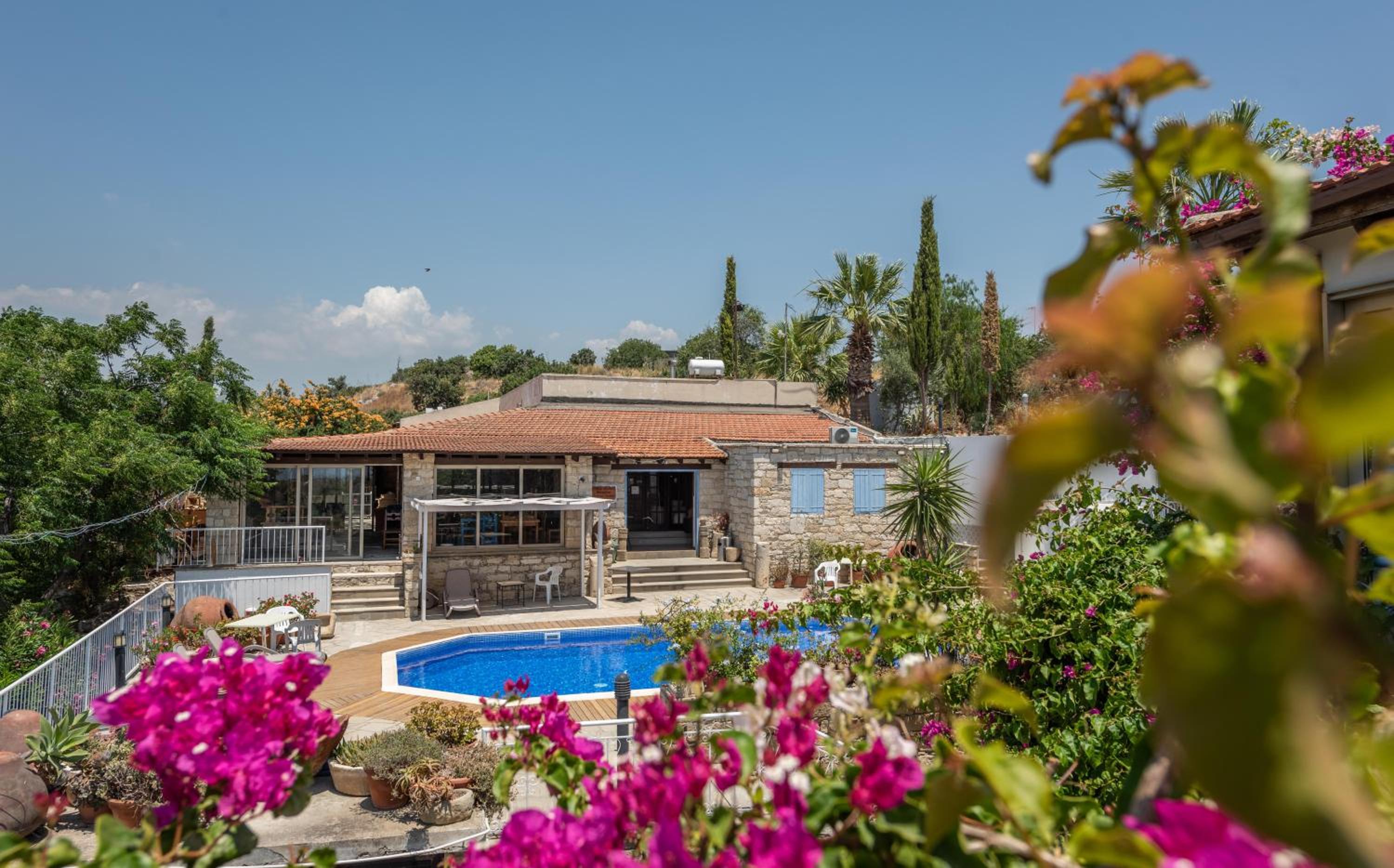 Cyprus Villages - Hotel & Restaurant - Central Location - Bed & Breakfast With Access To Pool And Stunning Views