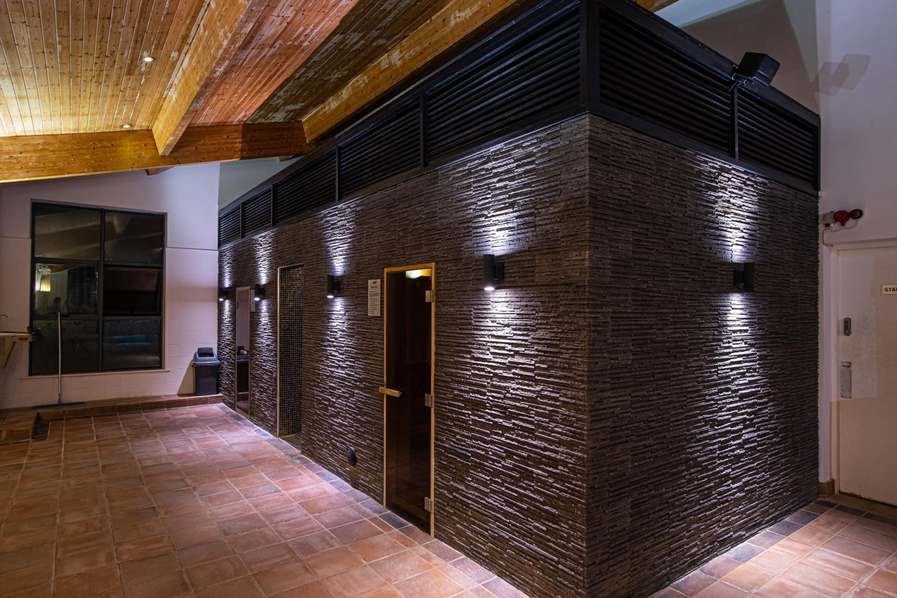 Kilkenny Vacations - Hotel Kilkenny - Property Image 9