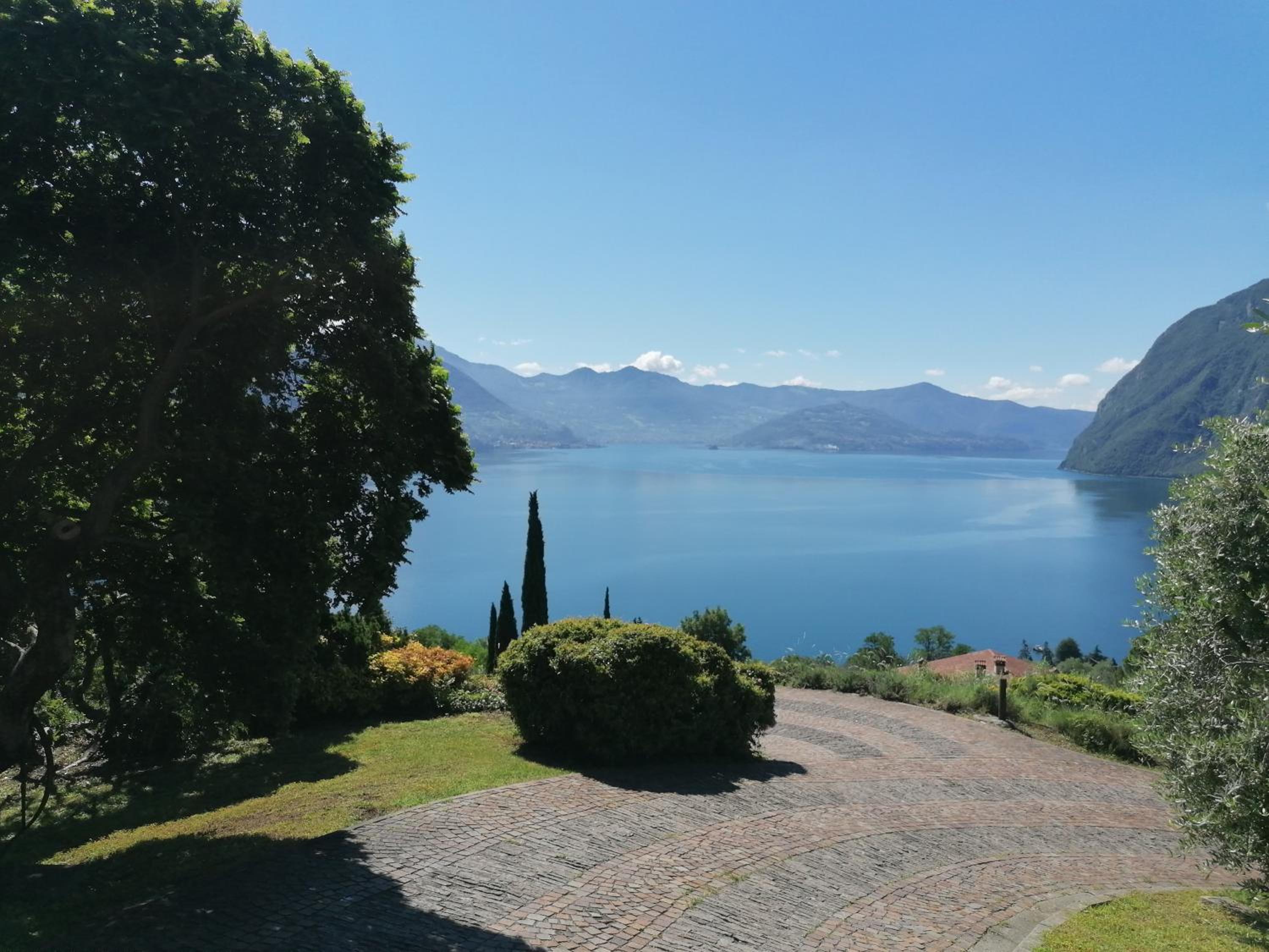 Villa Daniela en Riva di Solto — other