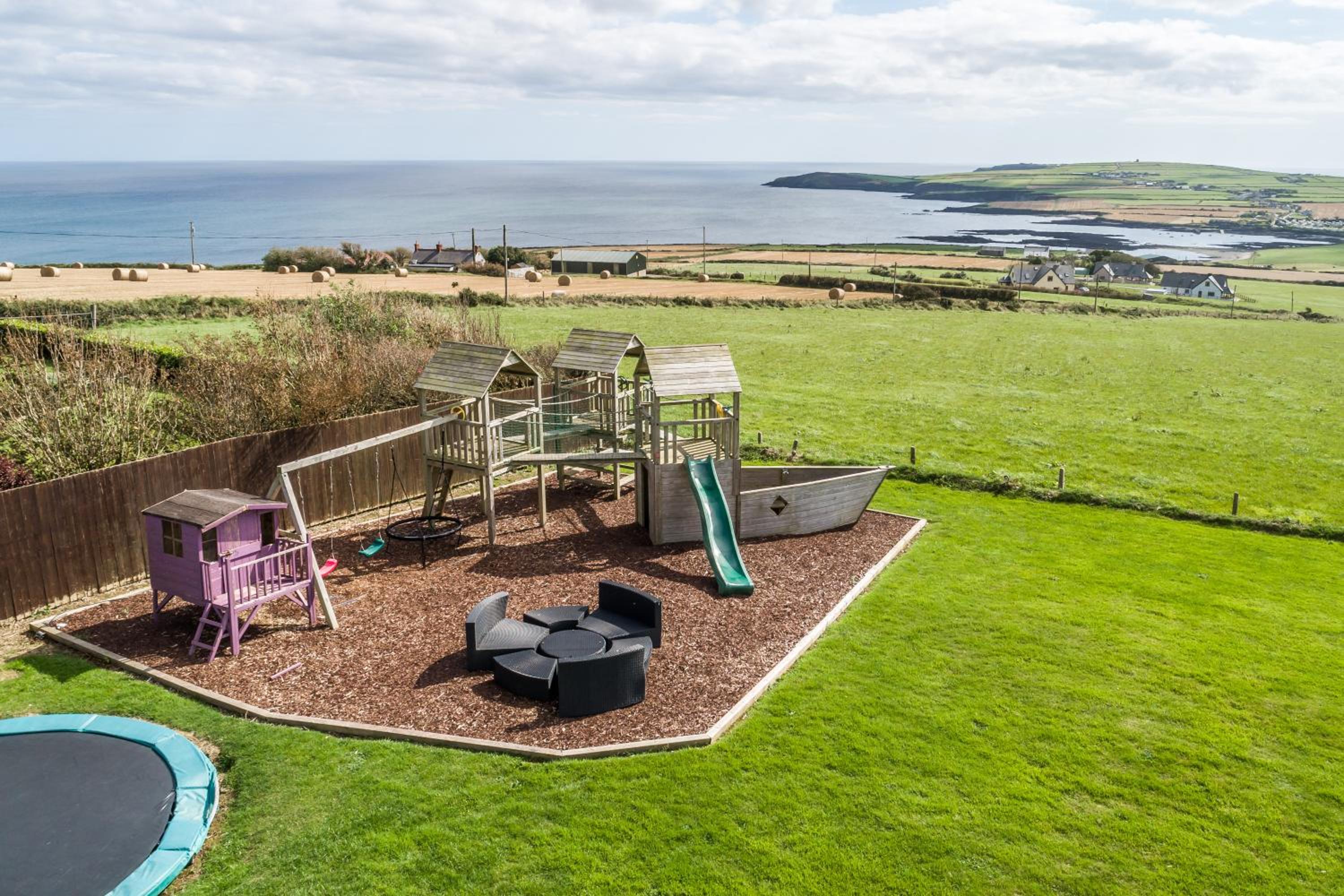 Ocean View,Kinsale, Hosted by Exquisite holiday homes, sleeps 22