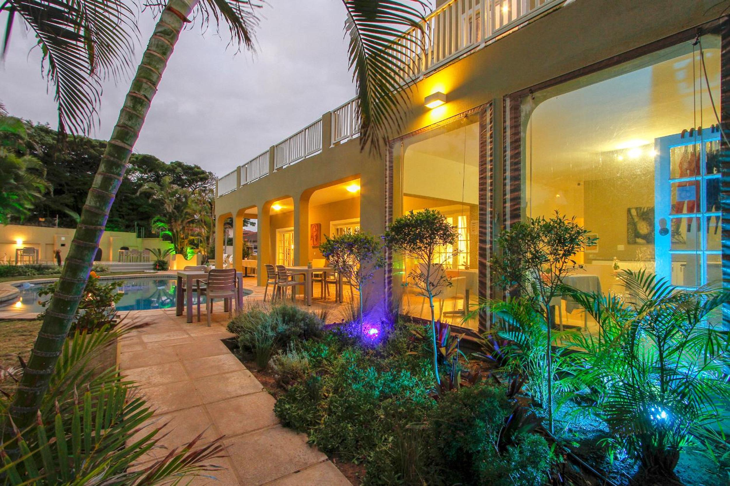 Caza Beach Guesthouse